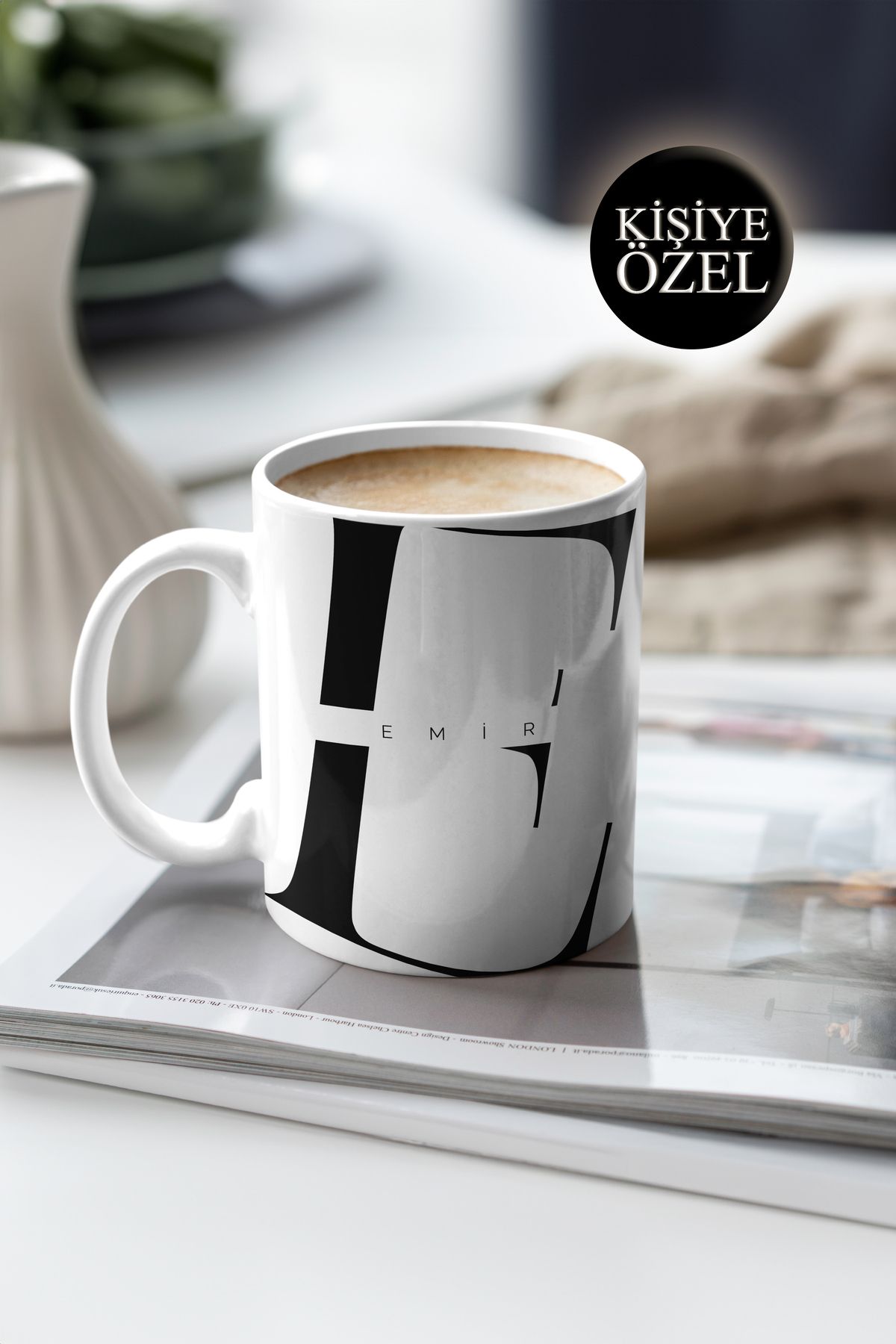 House Gorgeous Kişiye Özel E Harfi ve İsim Yazılı Siyah Renkli Tasarım Kupa Bardak 300 ml