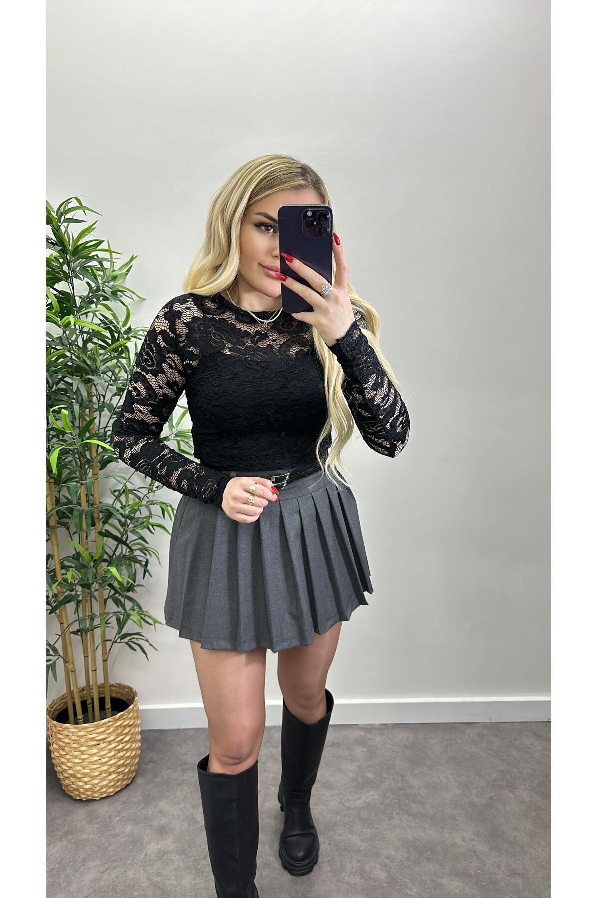 Acar Boutique Dantel Crop Bluz