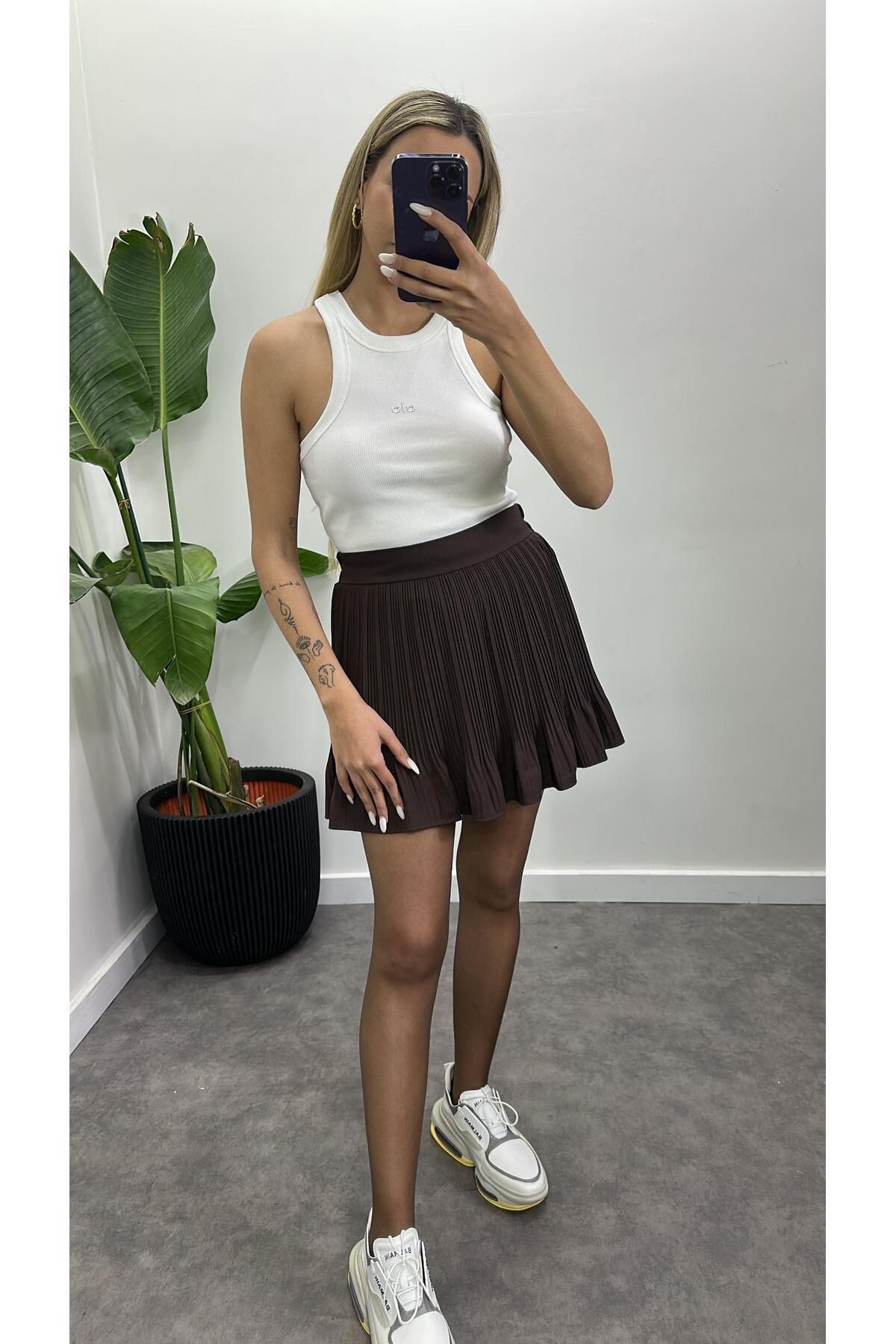 Acar Boutique Pliseli Şortlu Etek
