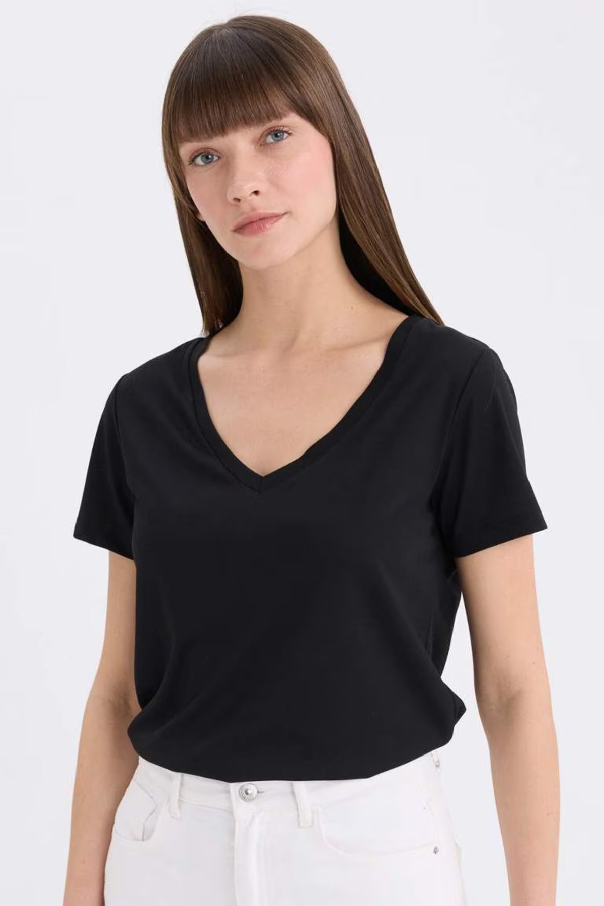 DeFacto Regular Fit V Yaka Basic Düz Kısa Kollu Tişört