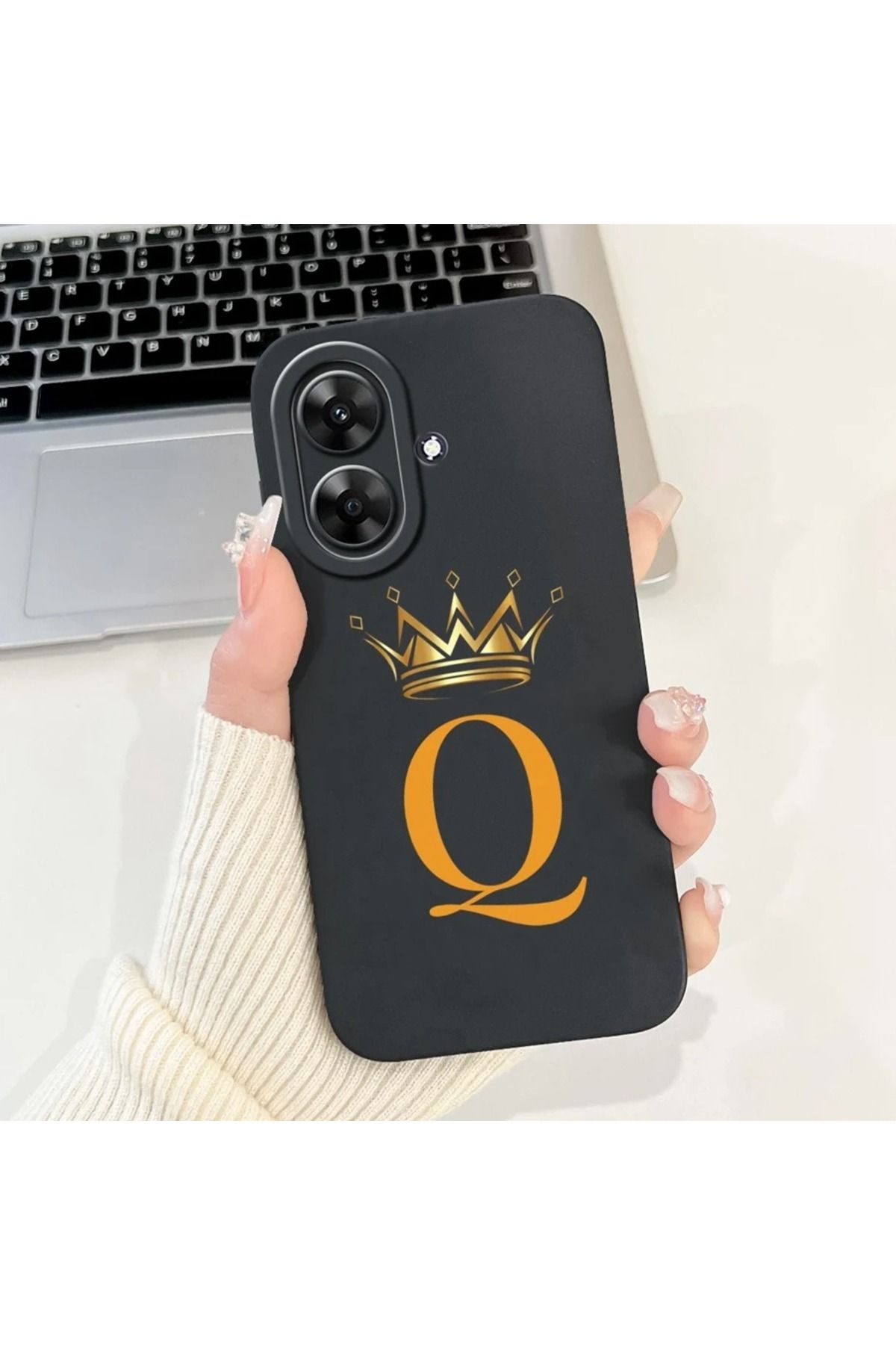 Rotaks Realme Note 60 Uyumlu Harfli Taç Baskılı Kişiye Özel Silikon Telefon Kılıfı - Q