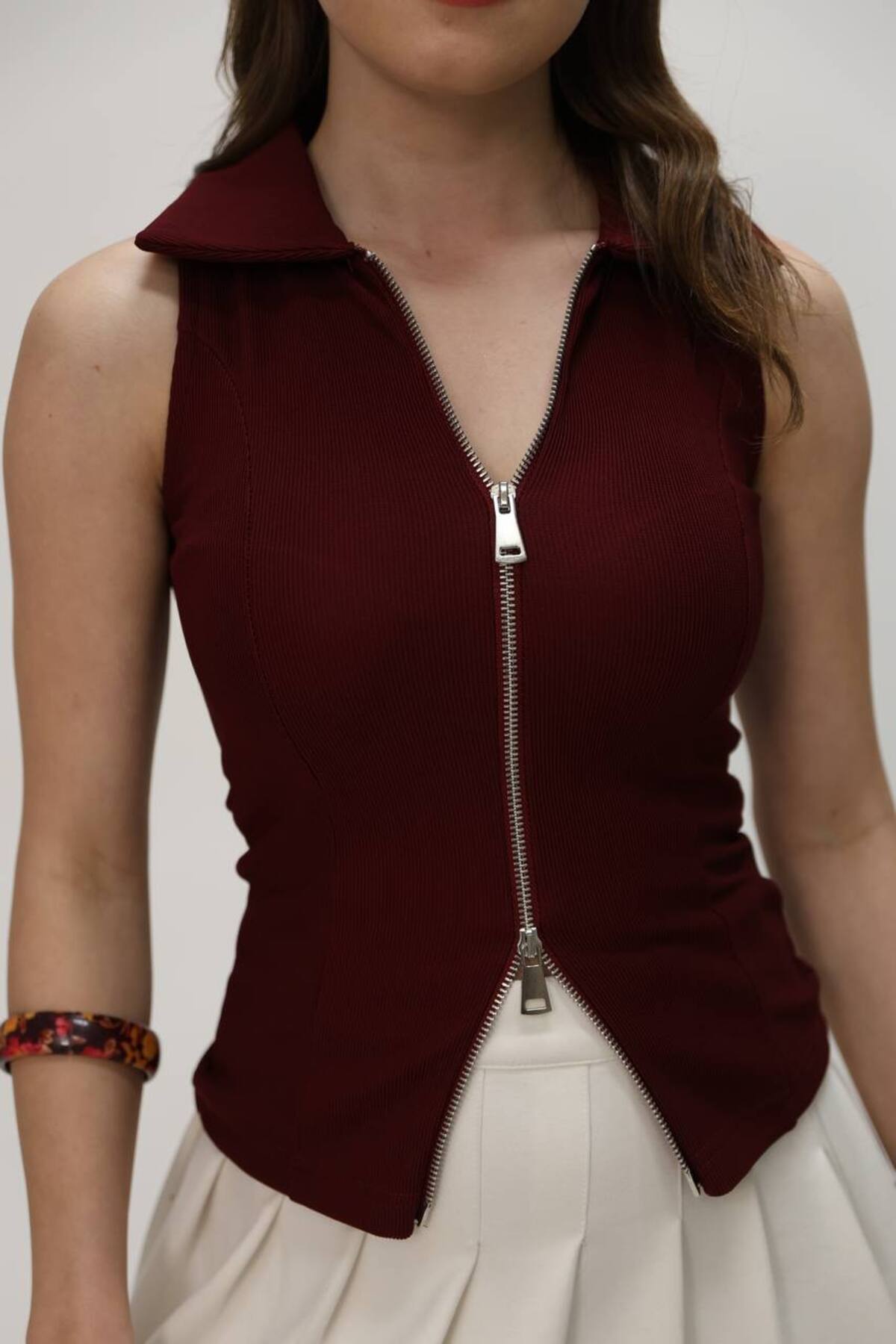 Gameyal-Women's Comfortable Fit Polo Neck Ottoman Fabric Zero Sleeve Double Zipper Vest 3
