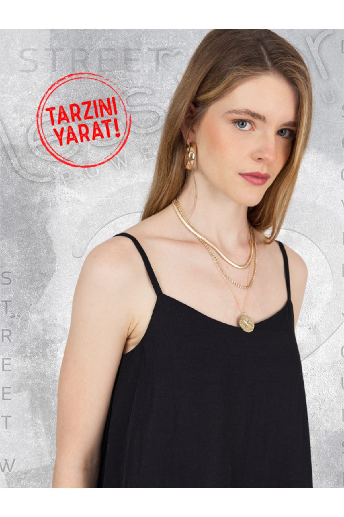 less is or Siyah İnce Askılı Dökümlü Elbise