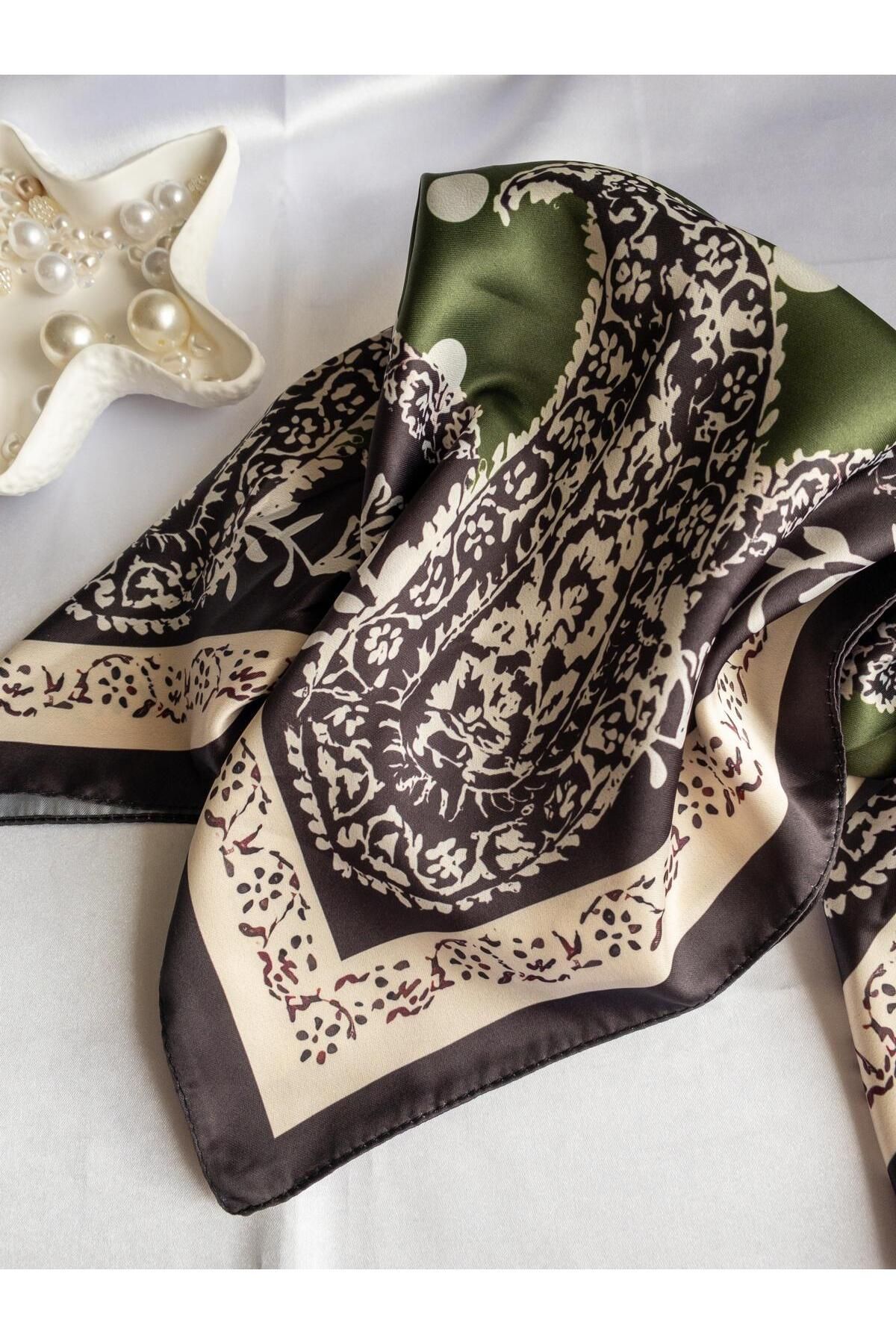 BeuBella Aksesuar BeuBella Puantiyeli Paisley Desenli Saten Fular – 55x55 cm – Boyun, Saç, Çanta Aksesuarı