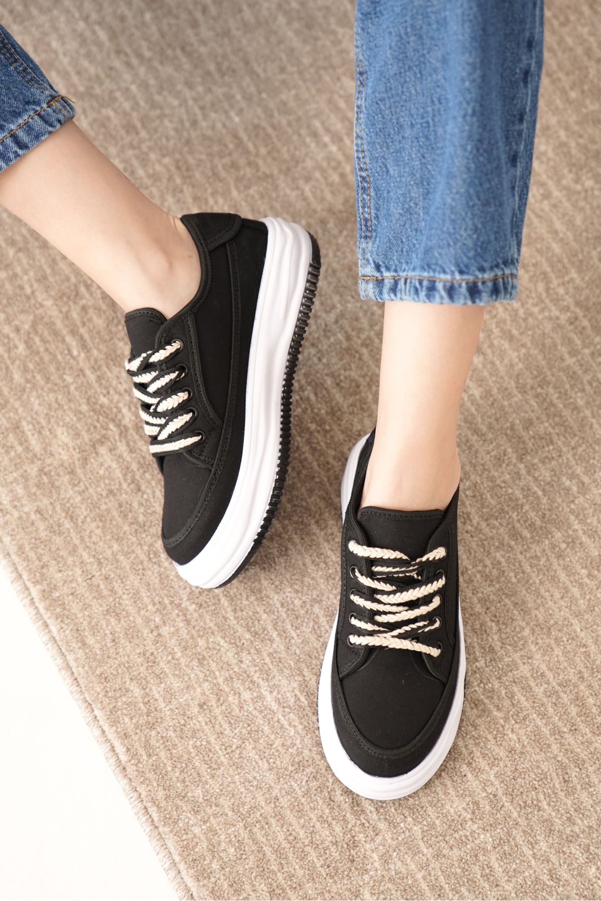 Daxtors D094 Kadın Sneaker Yüksek Taban Bağcıklı Bez Spor Ayakkabı
