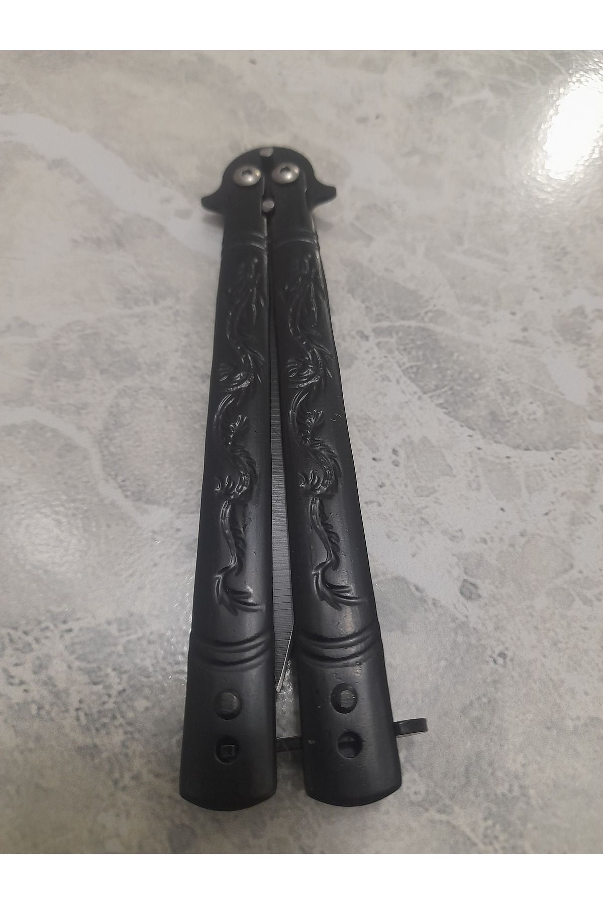 BENCHMADE Ejder desenli kamp çakısı