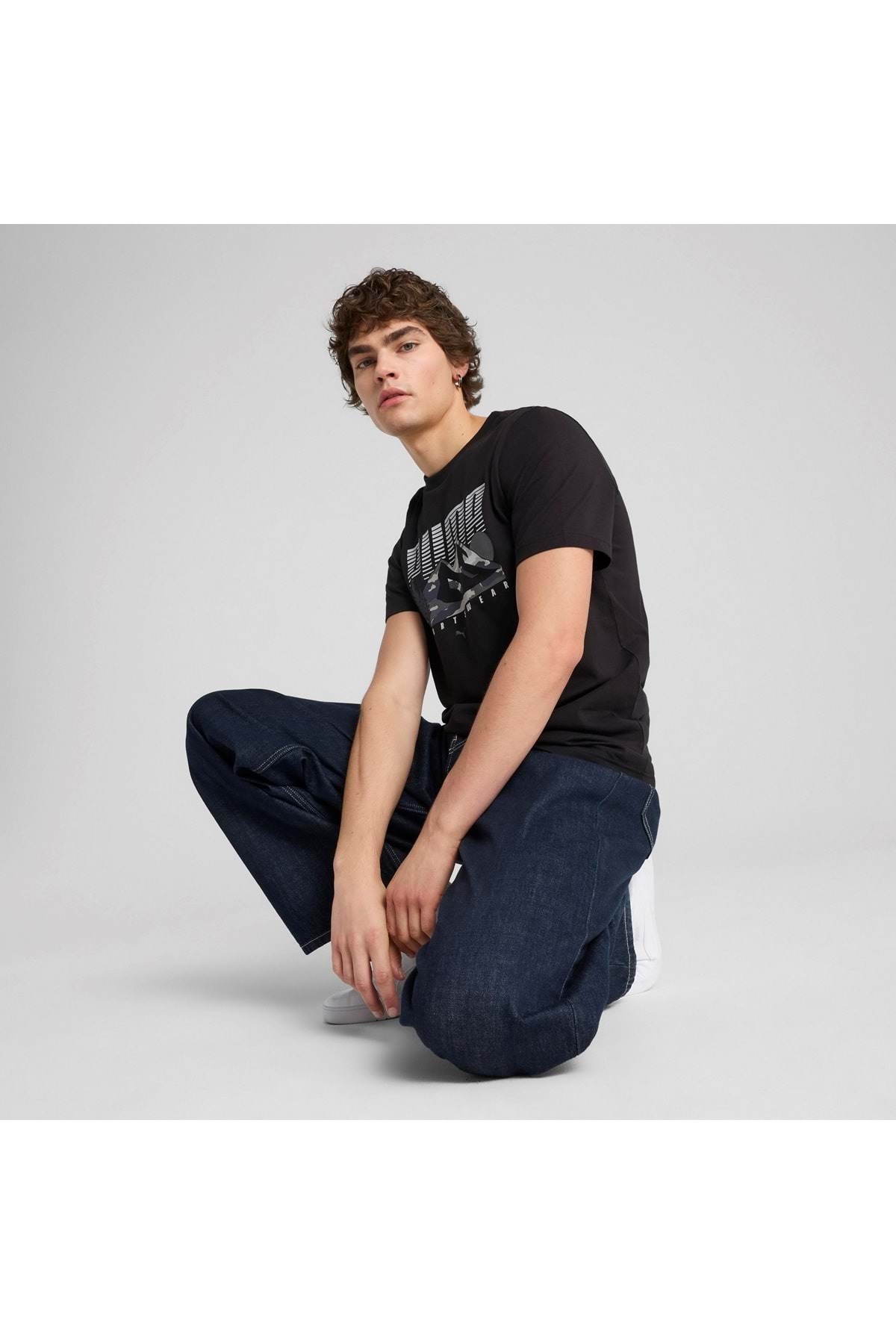 Puma-684828 -01 Graphic Mountain Tee T-Shirt Men's T-Shirt Black 5