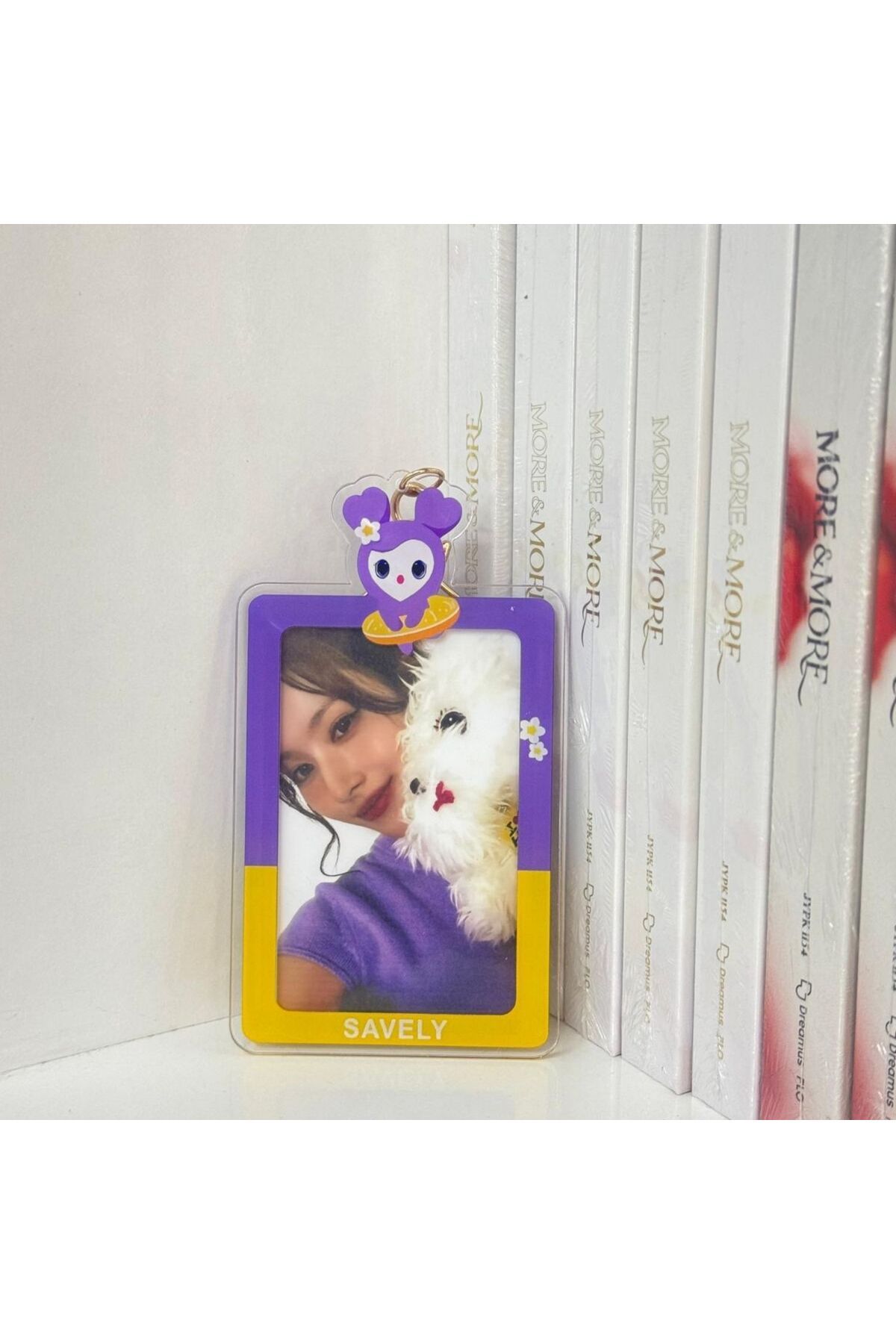 Kpop Dünyasi TWICE '' Savely '' Sert Kapak Card Holder/Anahtarlık