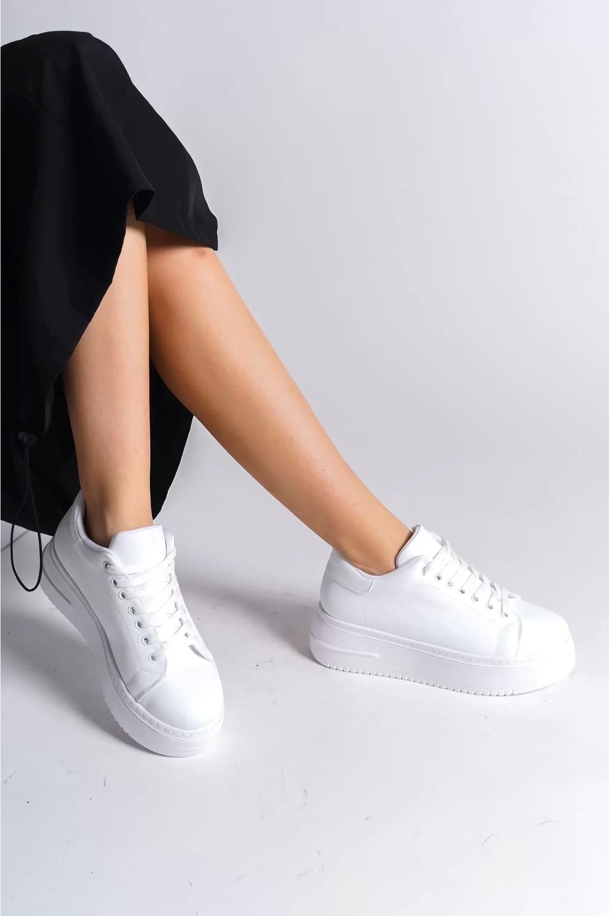 BİCANS BIANA Bağcıklı Ortopedik Taban Kadın Sneaker Spor Ayakkabı BT - Beyaz