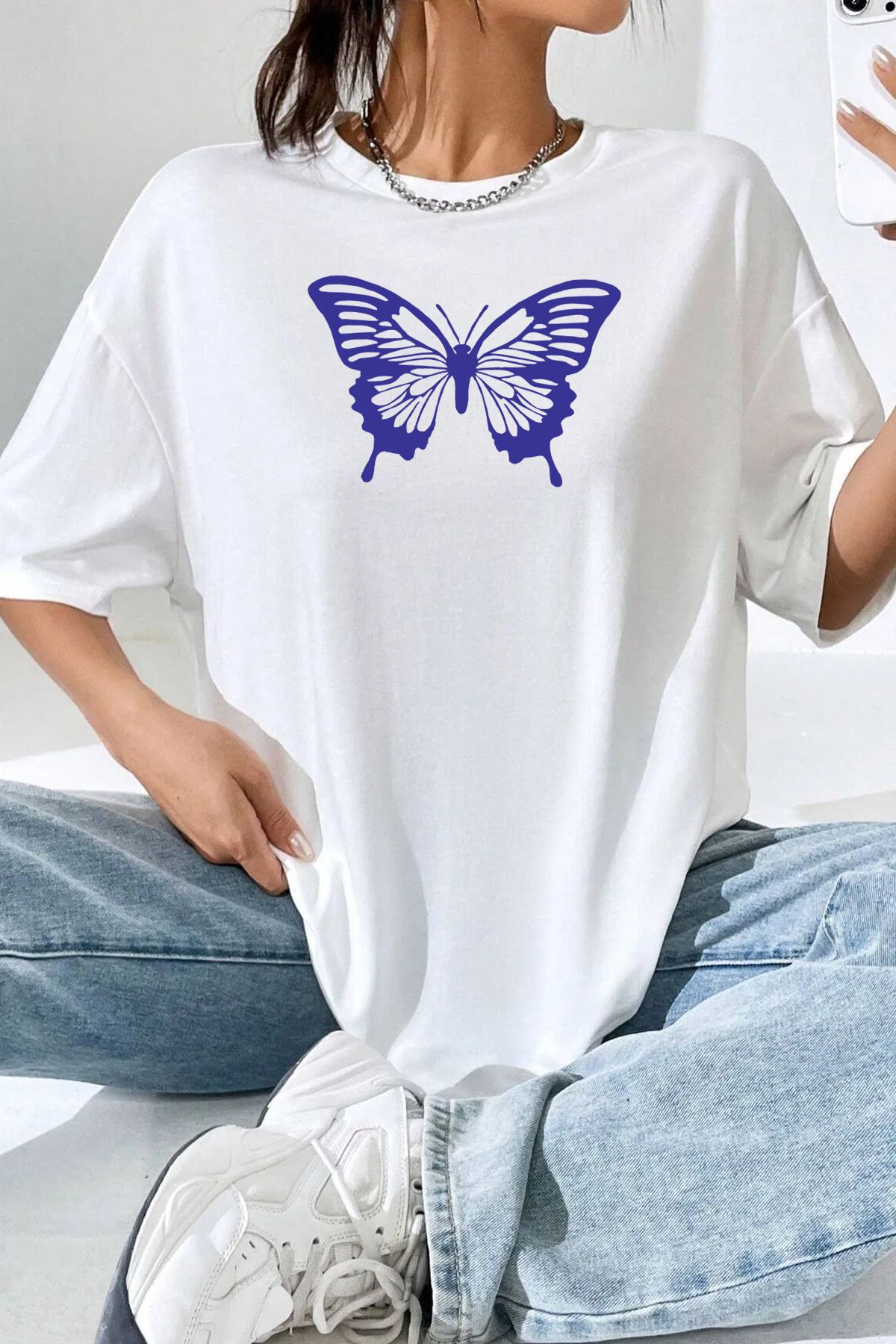 qavnas Unisex Mor Kelebek Baskılı Rahat Kesim Beyaz T-Shirt