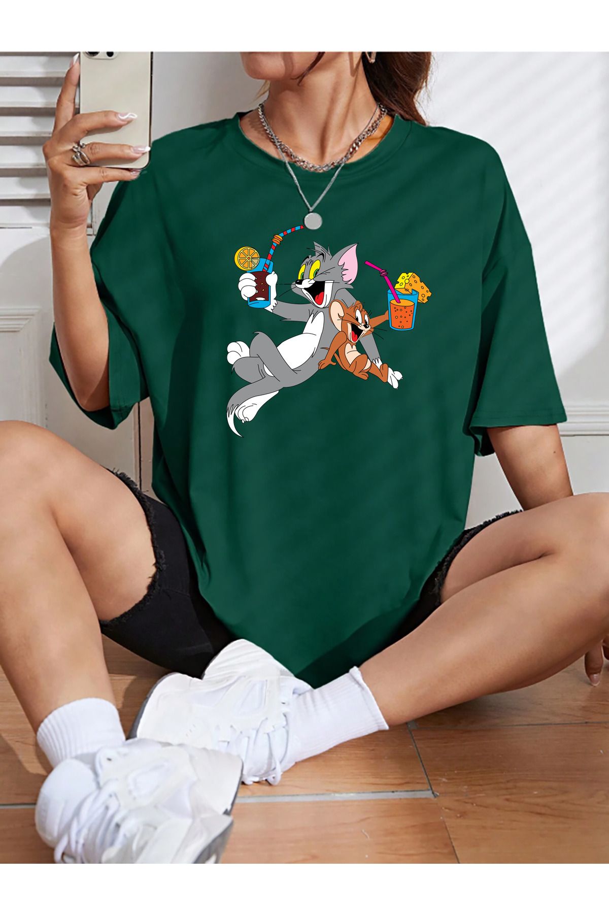qavnas Unisex Tom and Mickey Baskılı Rahat Kesim Yeşil T-Shirt