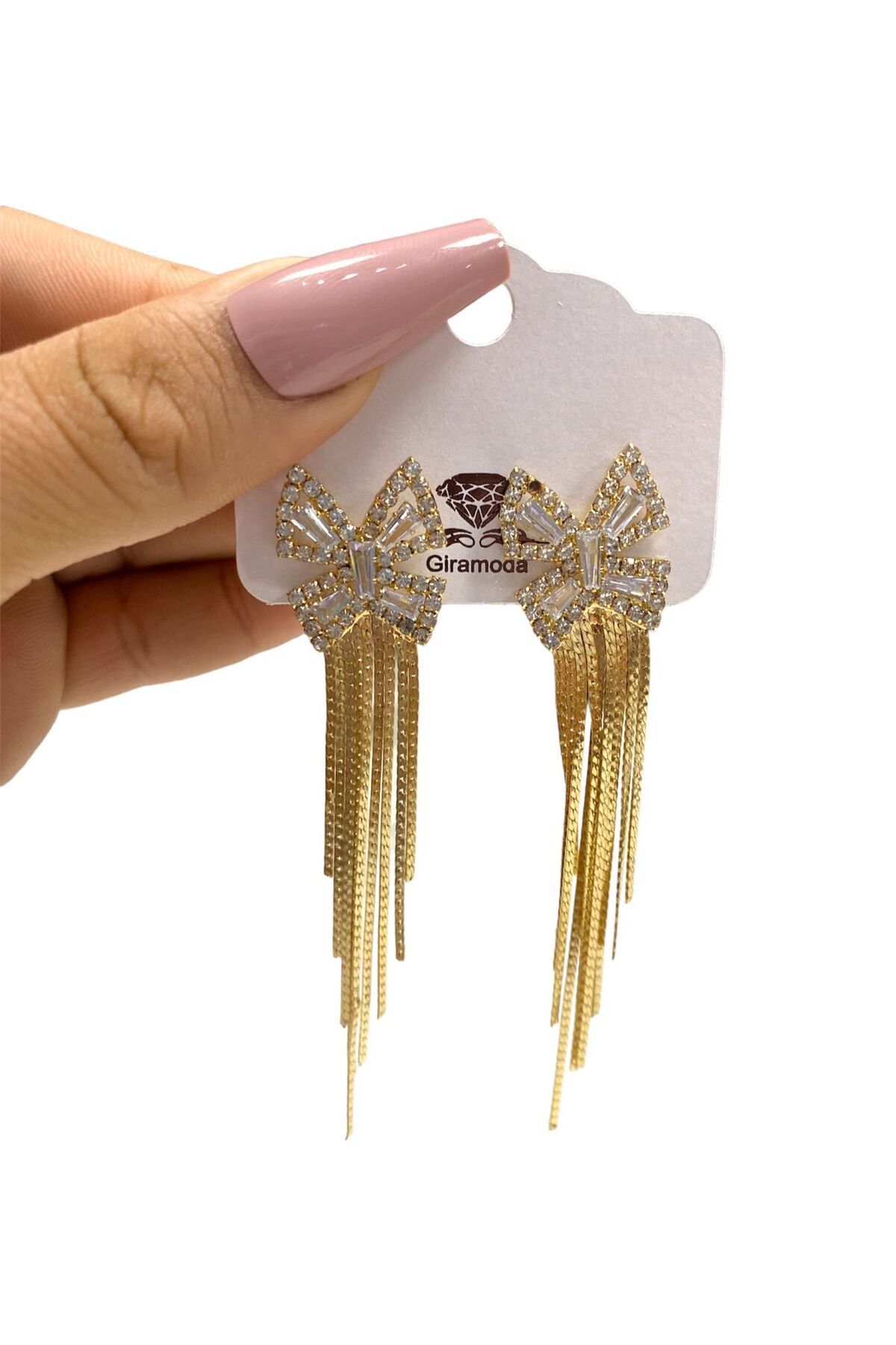 Butik Yeni Sezon Gold Püsküllü Fiyonk Taşlı Gösterişli Küpe | Işıltısıyla Davetlerin Yıldızı Olun”