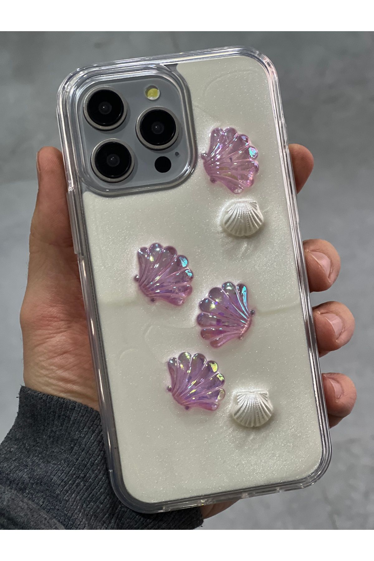 EDELFU iPhone 15 PRO MAX Deniz Kabuklu Koruyucu Yanları Kalın Arkası Sert Dayanıklı Telefon Kılıfı