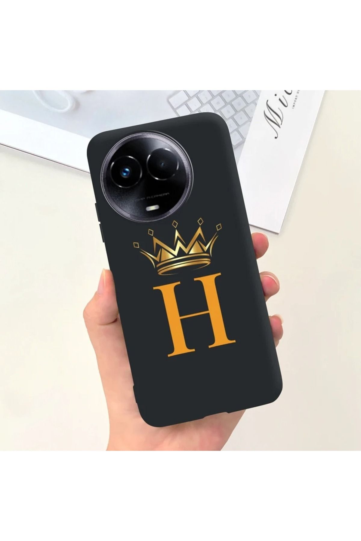 Rotaks Realme 11 Uyumlu Harfli Taç Baskılı Kişiye Özel Silikon Telefon Kılıfı - H