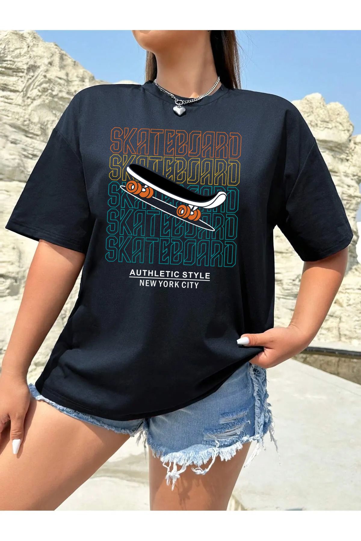 qavnas Unisex Skate Baskılı Rahat Kesim Lacivert T-Shirt