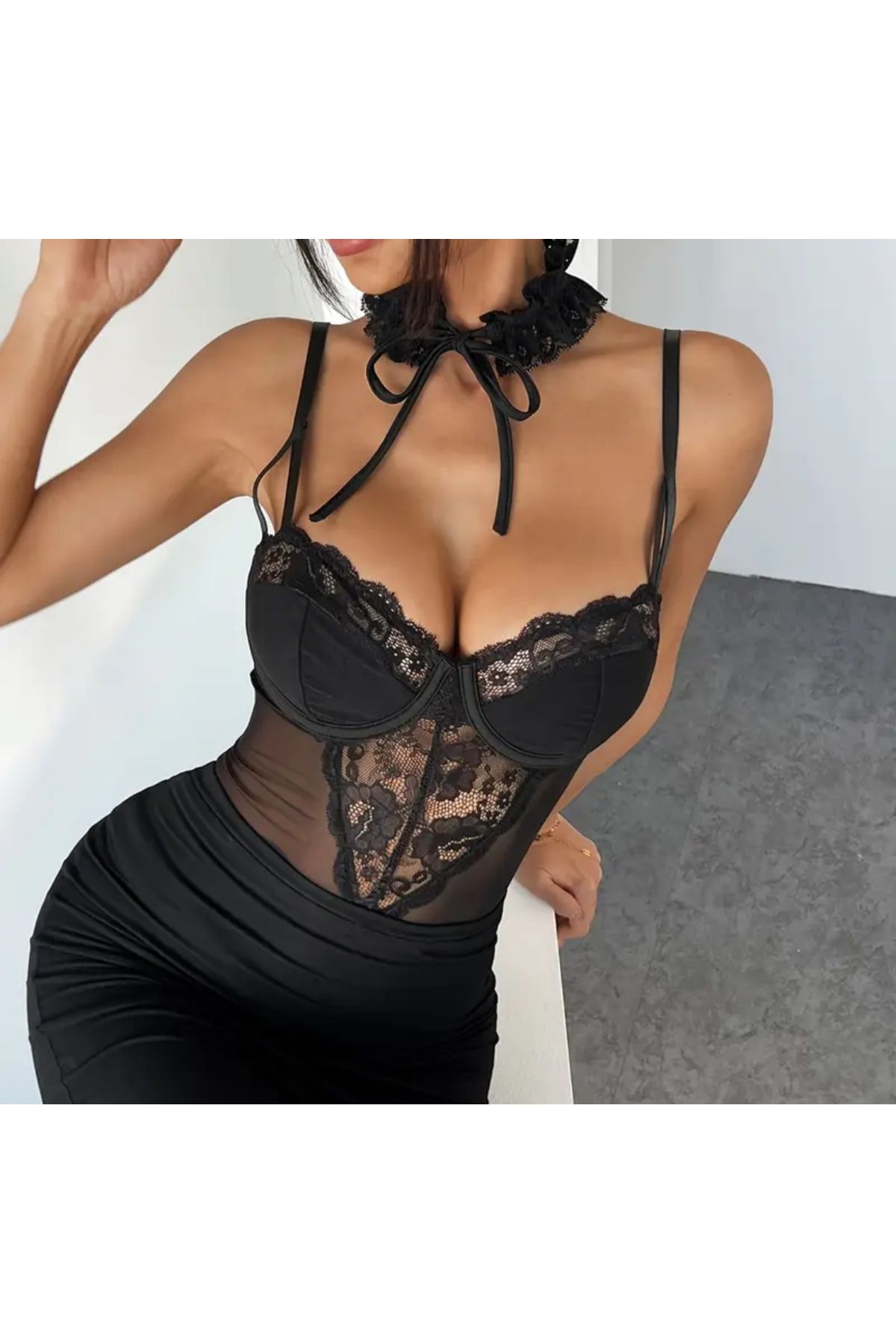 ALİVİONS Siyah Dantelli Transparan Bodysuit