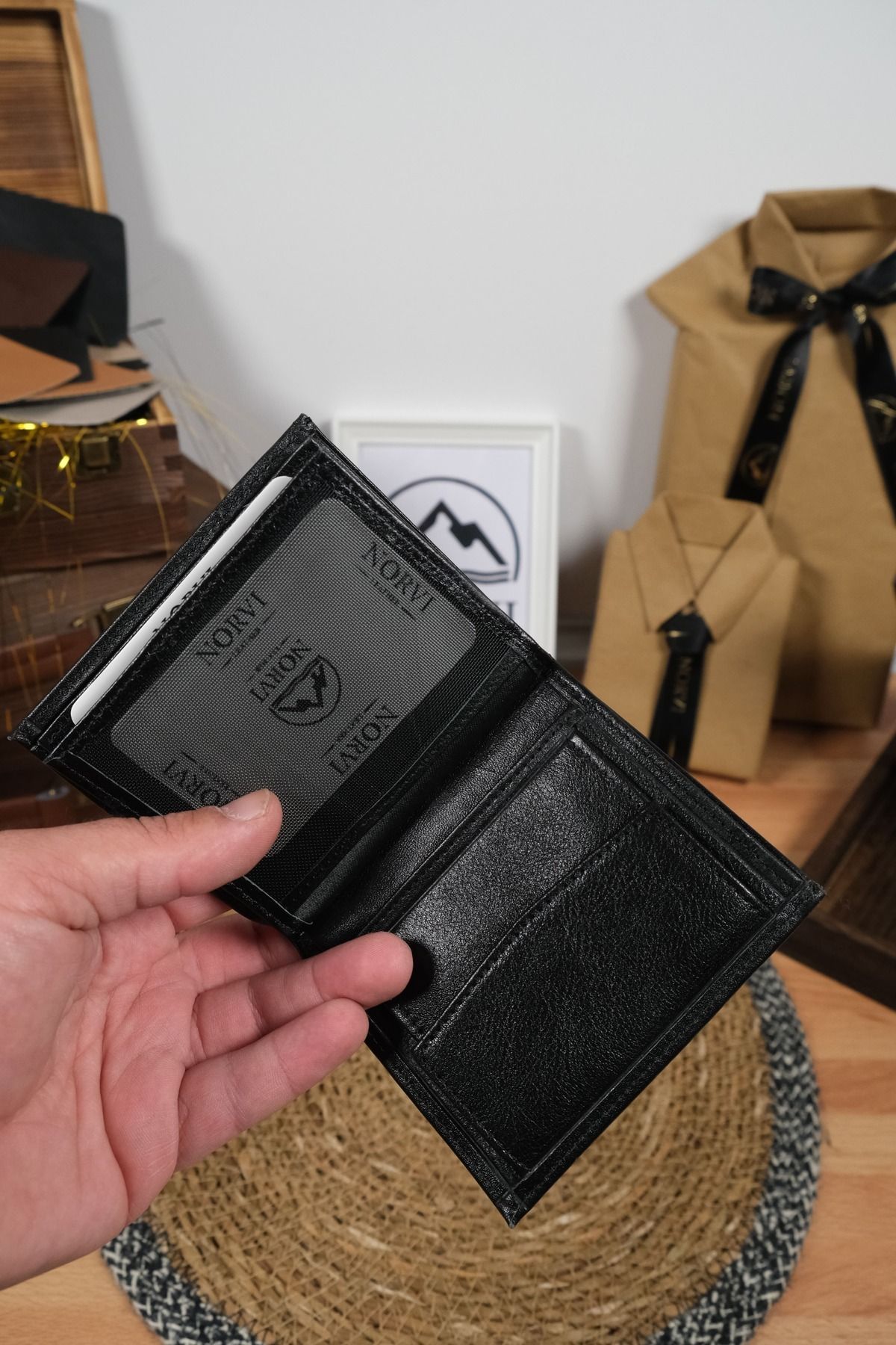 کیف پول مردانه و زنانه چرمی واقعی با چشمان سکه سیاه Norvi Leather