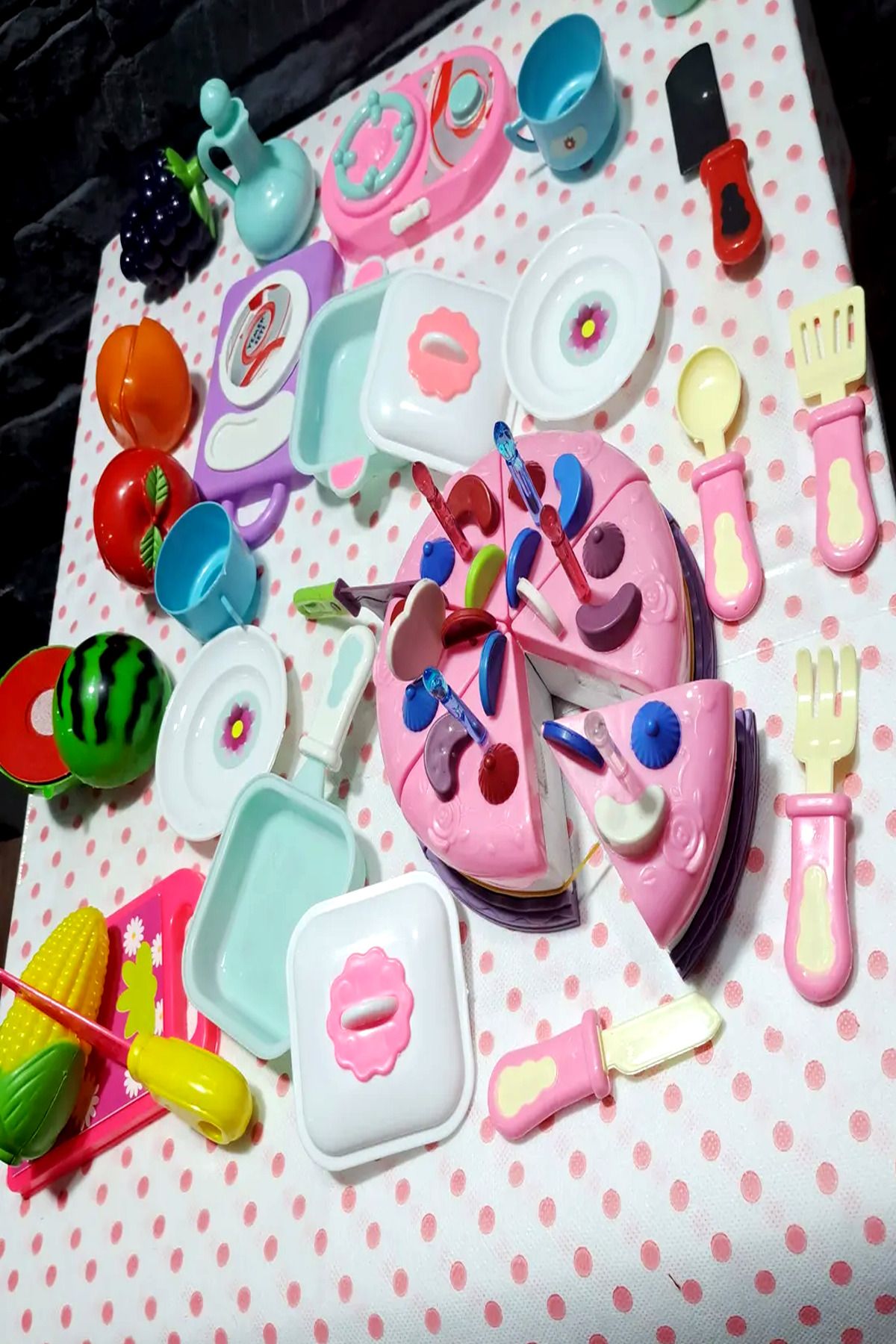 ALYTOYS Mutfak Seti Oyuncak Mutfak Evcilik Seti HEDİYELİK Cırtlı Doğum Günü Pasta 30 p Ocak ve KESİLEN MEYVE