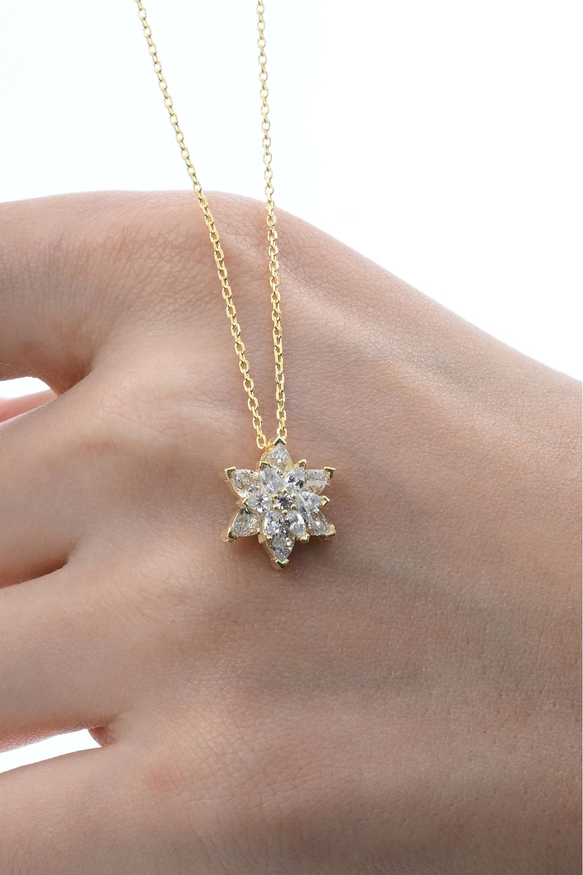 jingle bells Lotus Çiceği Kolye Çift Katlı Zirkon Taşlı 925 Ayar Gümüş Altın Kaplama