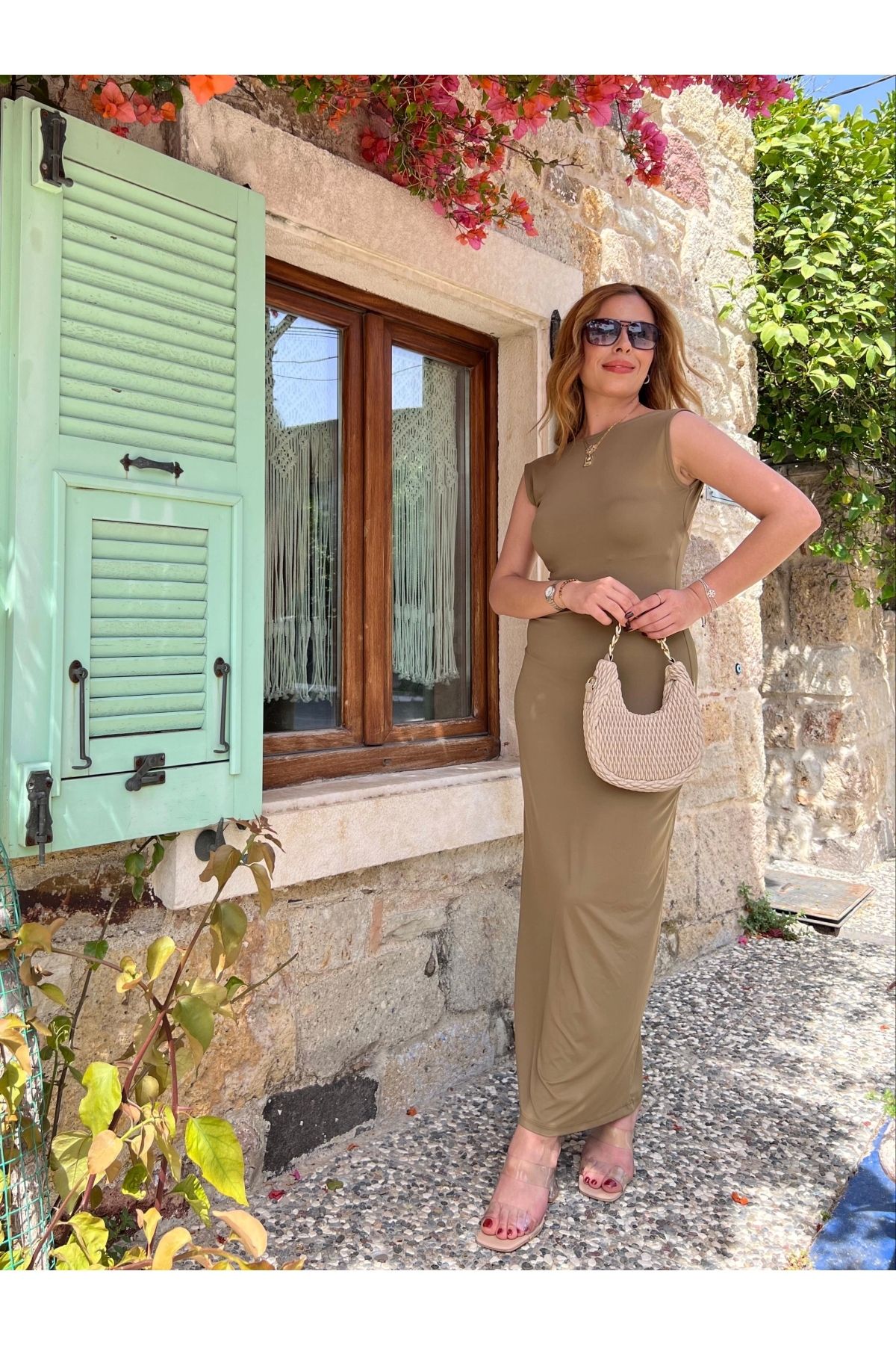 İrka Moda Sırt Dekolteli Sandy Kumaş Maxi Elbise Haki