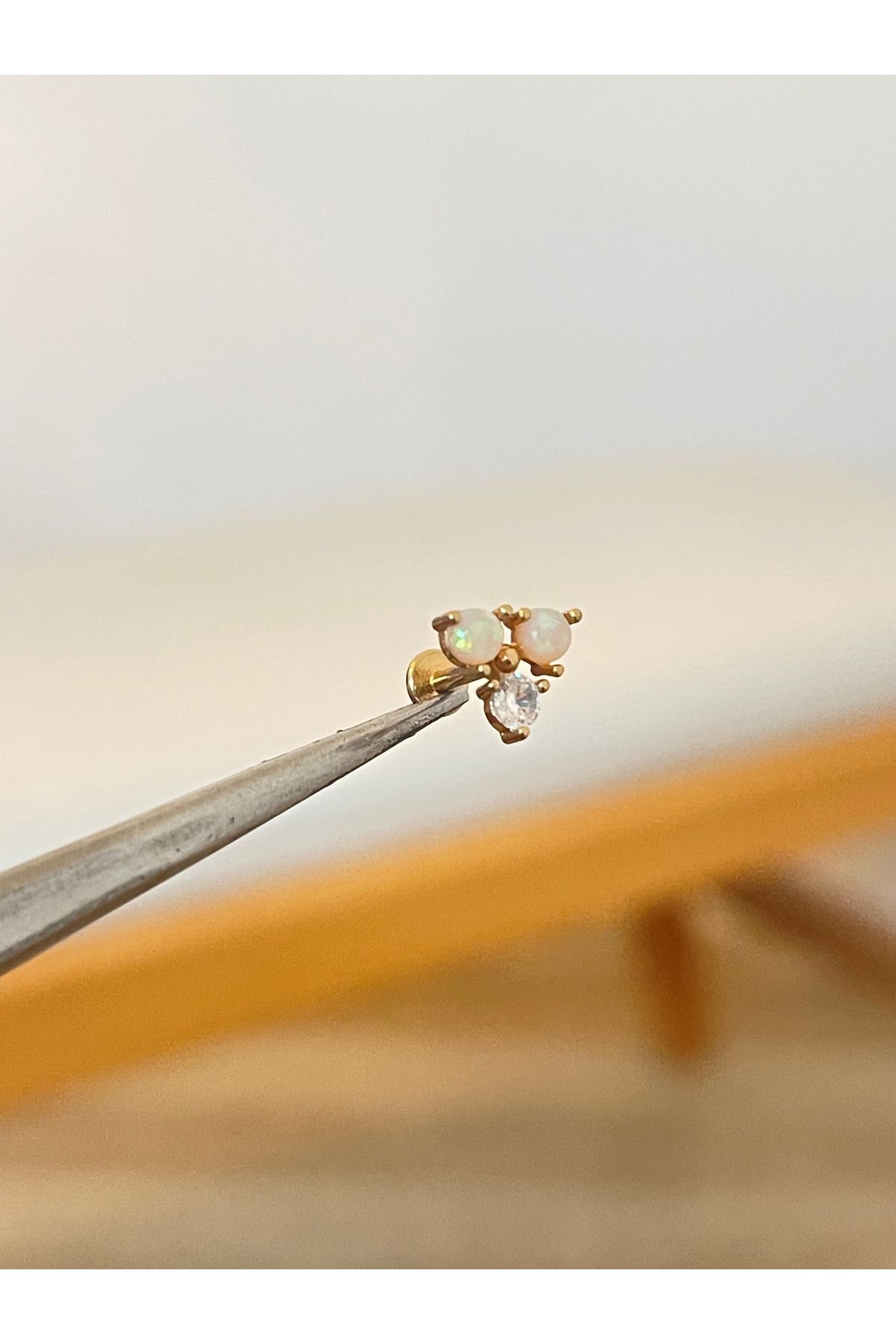 Rupen Kraft 316 L Cerrahi Çelik Opal ve Zirkon Taşlı Helix Kıkırdak Dudak Piercingi Conch