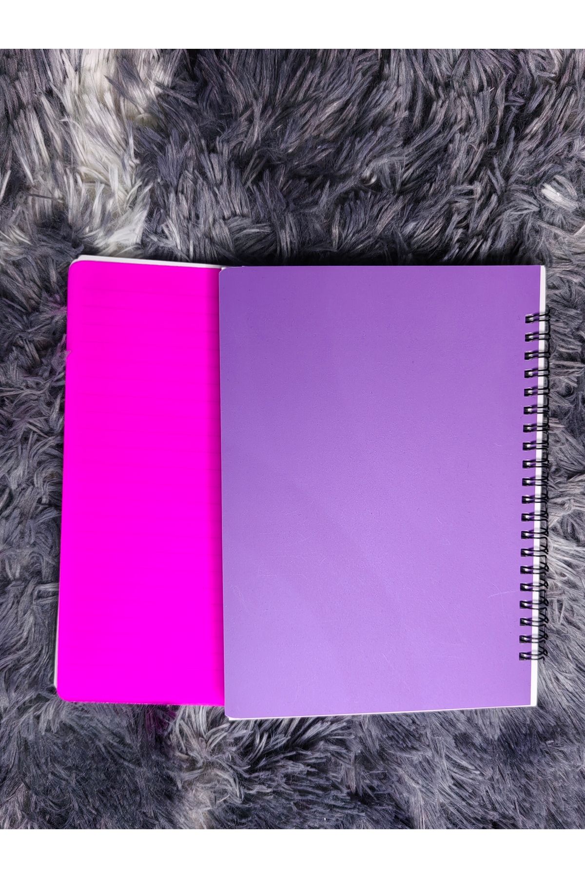 Notcraft Spiralli Telli Sert Dayanıklı Plastik Kapak A5- 72 Yaprak 144 Sayfa Çizgili Defter (Mor- Pembe)