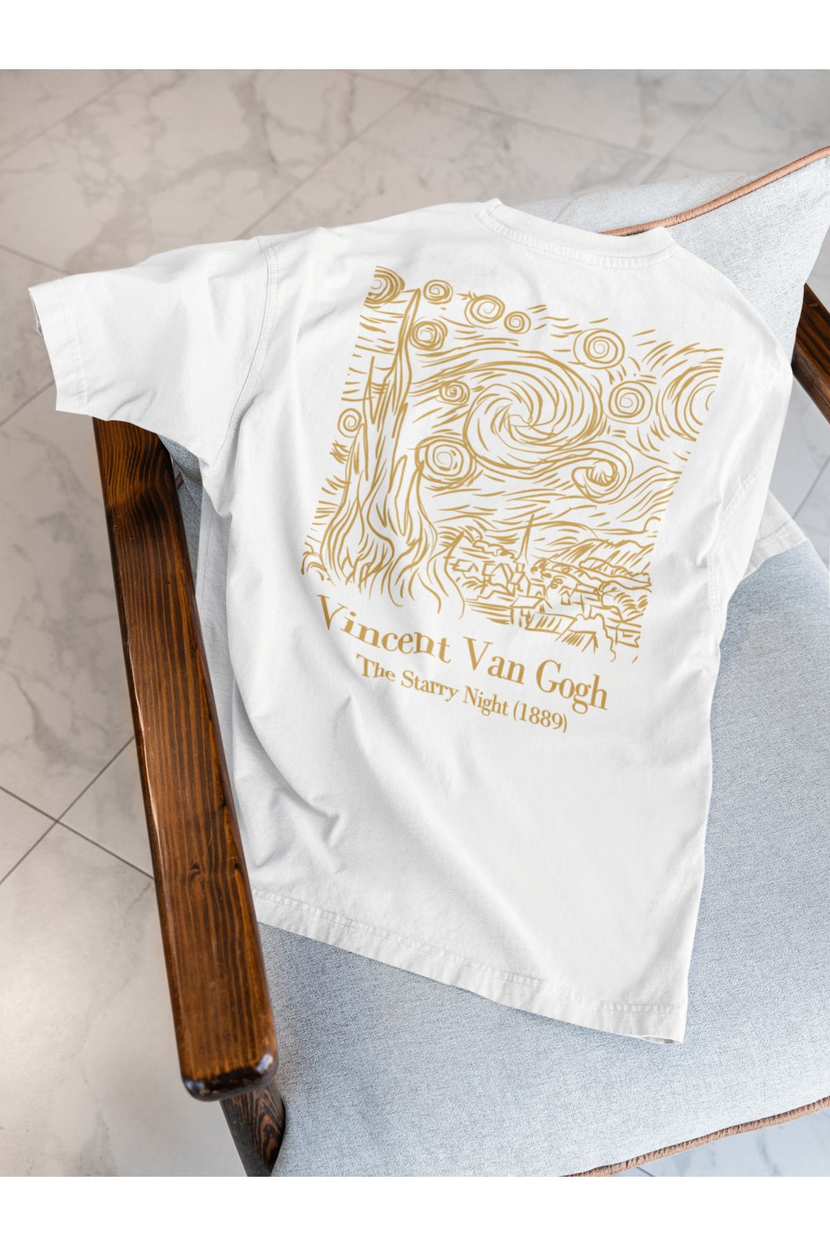 Sheeshbucks Yıldızlı Gece Art Tasarımlı Kadın Oversize Beyaz Tişört