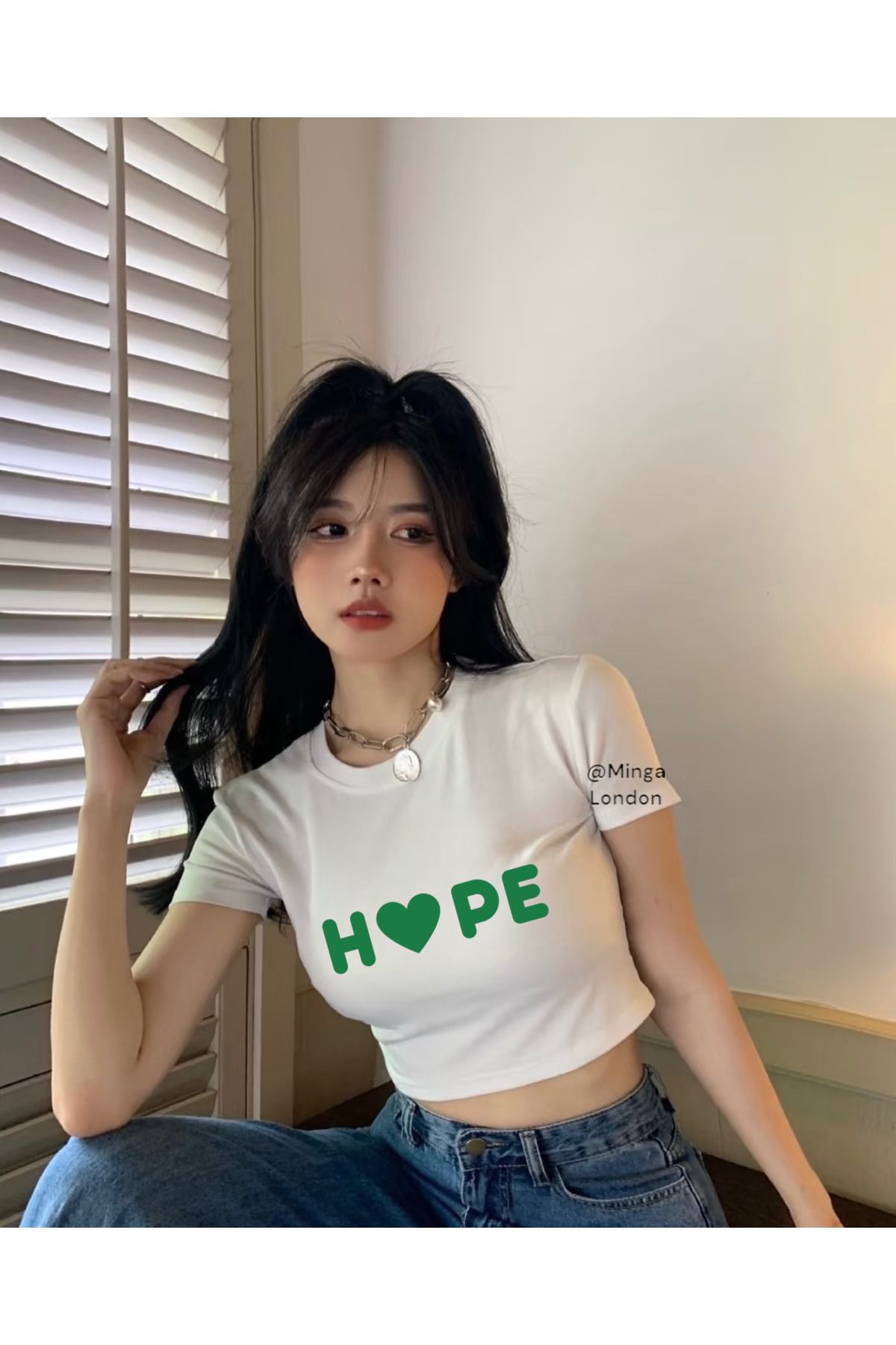 Minga London Beyaz J-Hope Written BTS Crop Bluz -Ghostella