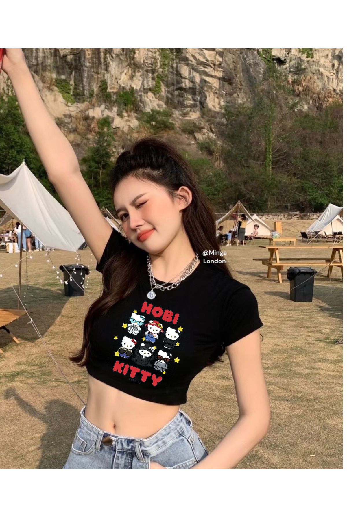 Minga London Siyah Hobi Kitty Written Crop Bluz -Ghostella