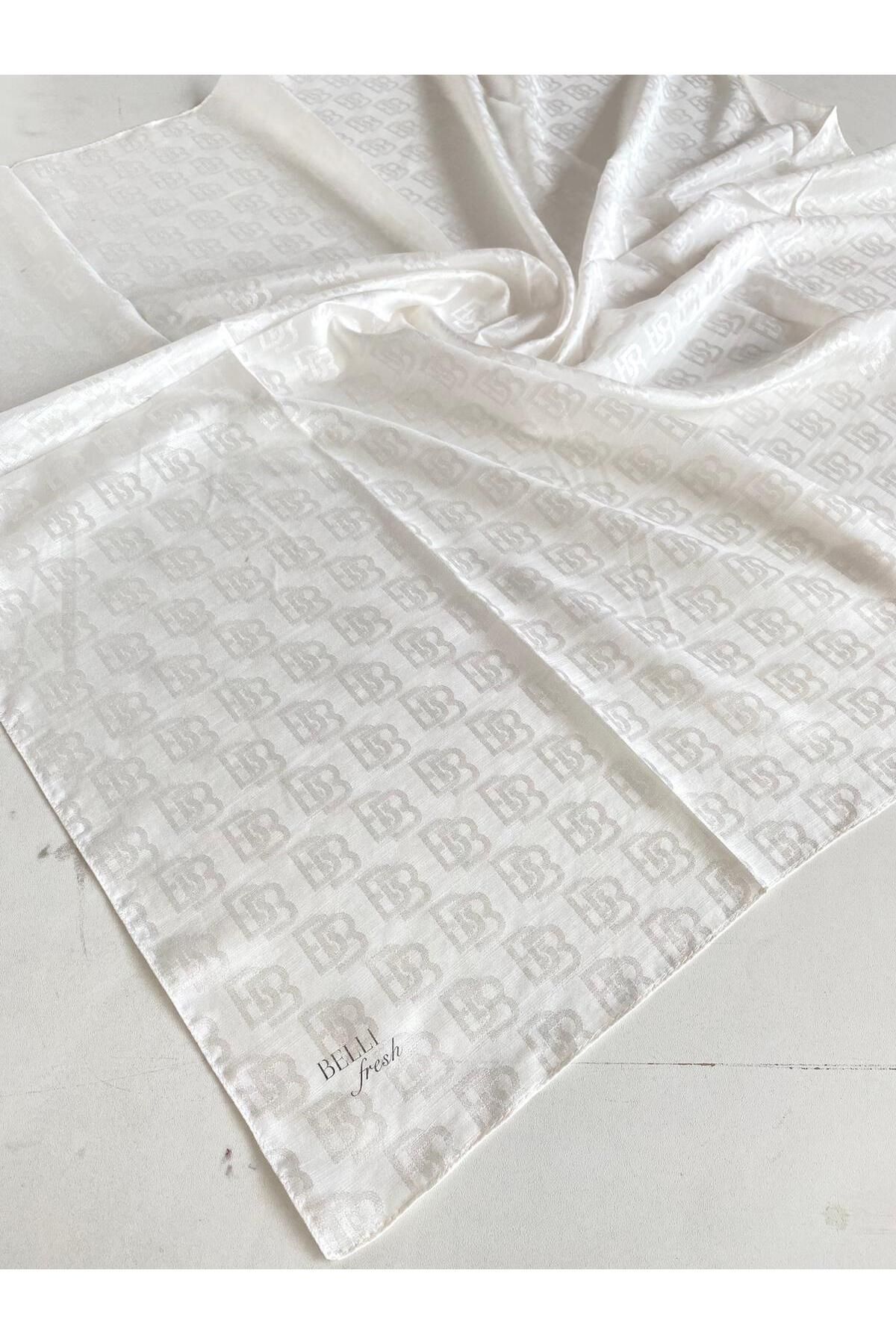 Belli Fresh Monogram Jakarlı Eşarp 1-72 Beyaz Desenli