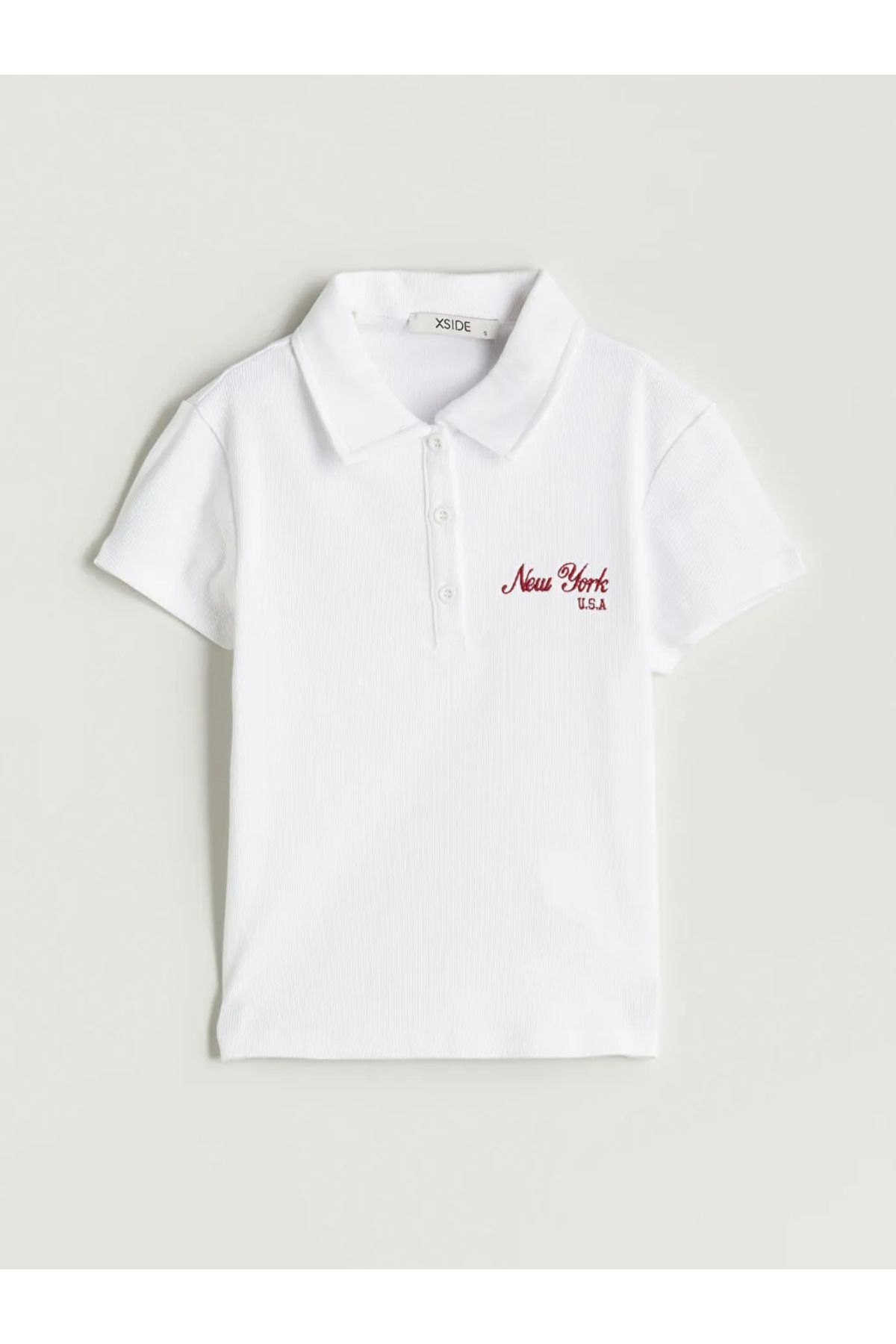 LC Waikiki XSIDE Beyaz Polo Yaka New York Nakışlı Kadın Tişört