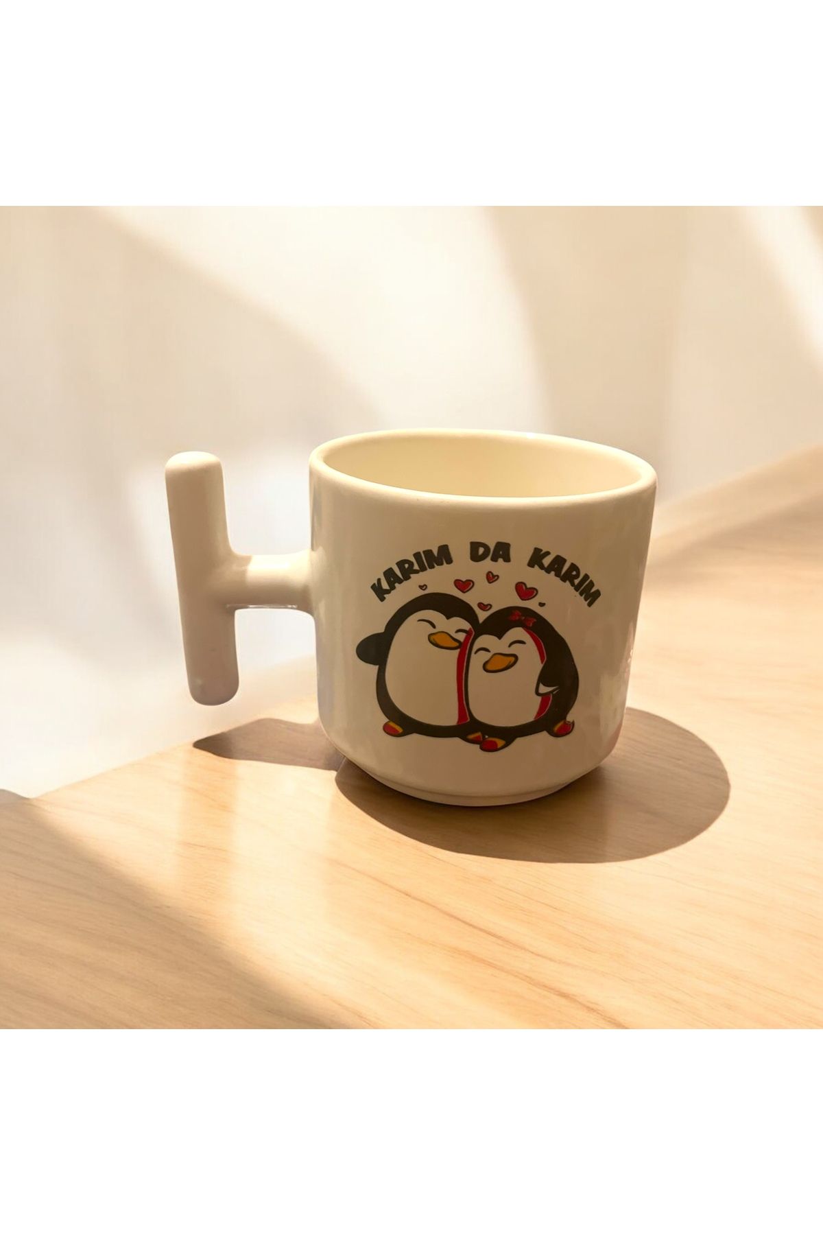 Giftorium Group T Kulplu Penguen Desenli Karım Da Karım Yazılı Kupa Bardak Mug 200 Ml