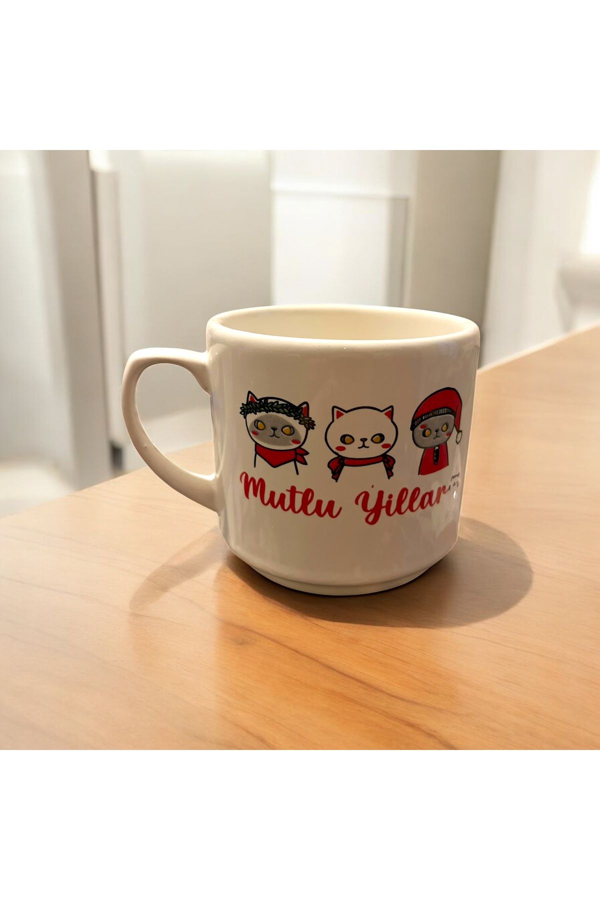 Giftorium Group Üç Kedi Yılbaşı Konsept Kupa Bardak Mug 200 Ml