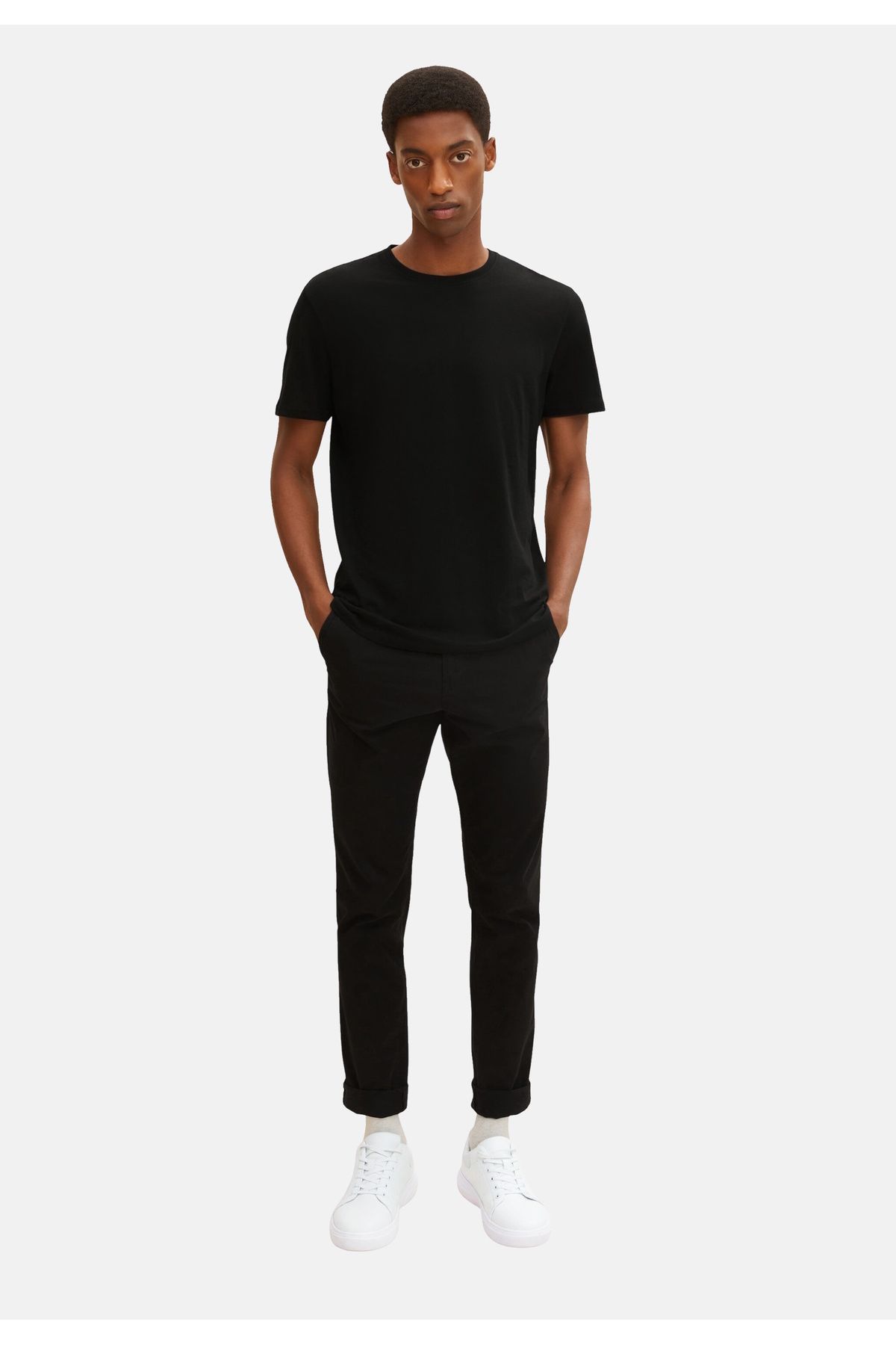 complete the look image