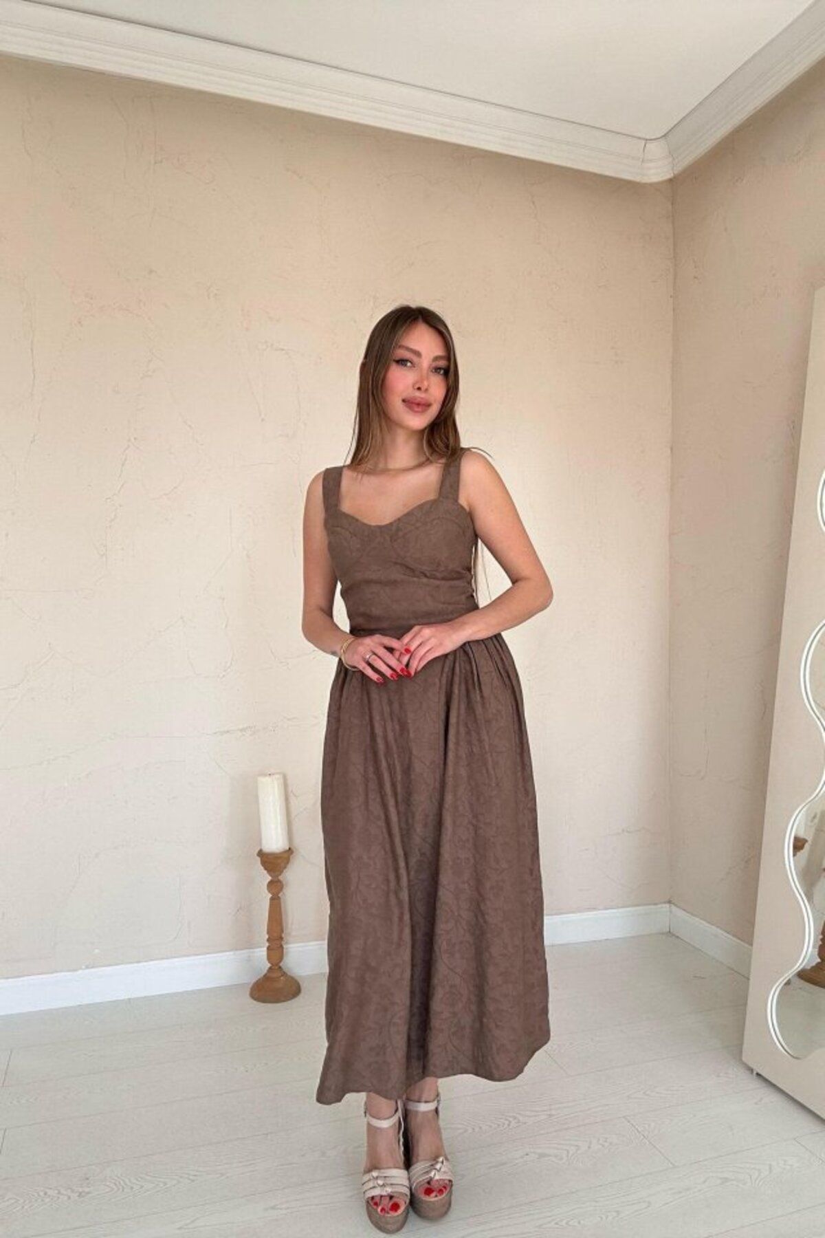 Kokosh moda Vizon Yanları Büzgülü Göğüs Kuplu Elbise