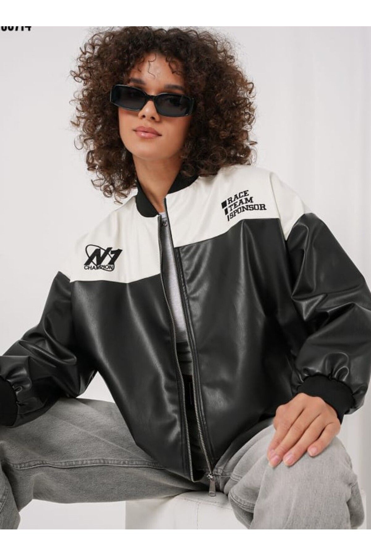 Cbm 0698 baskılı suni deri bomber ceket beyaz