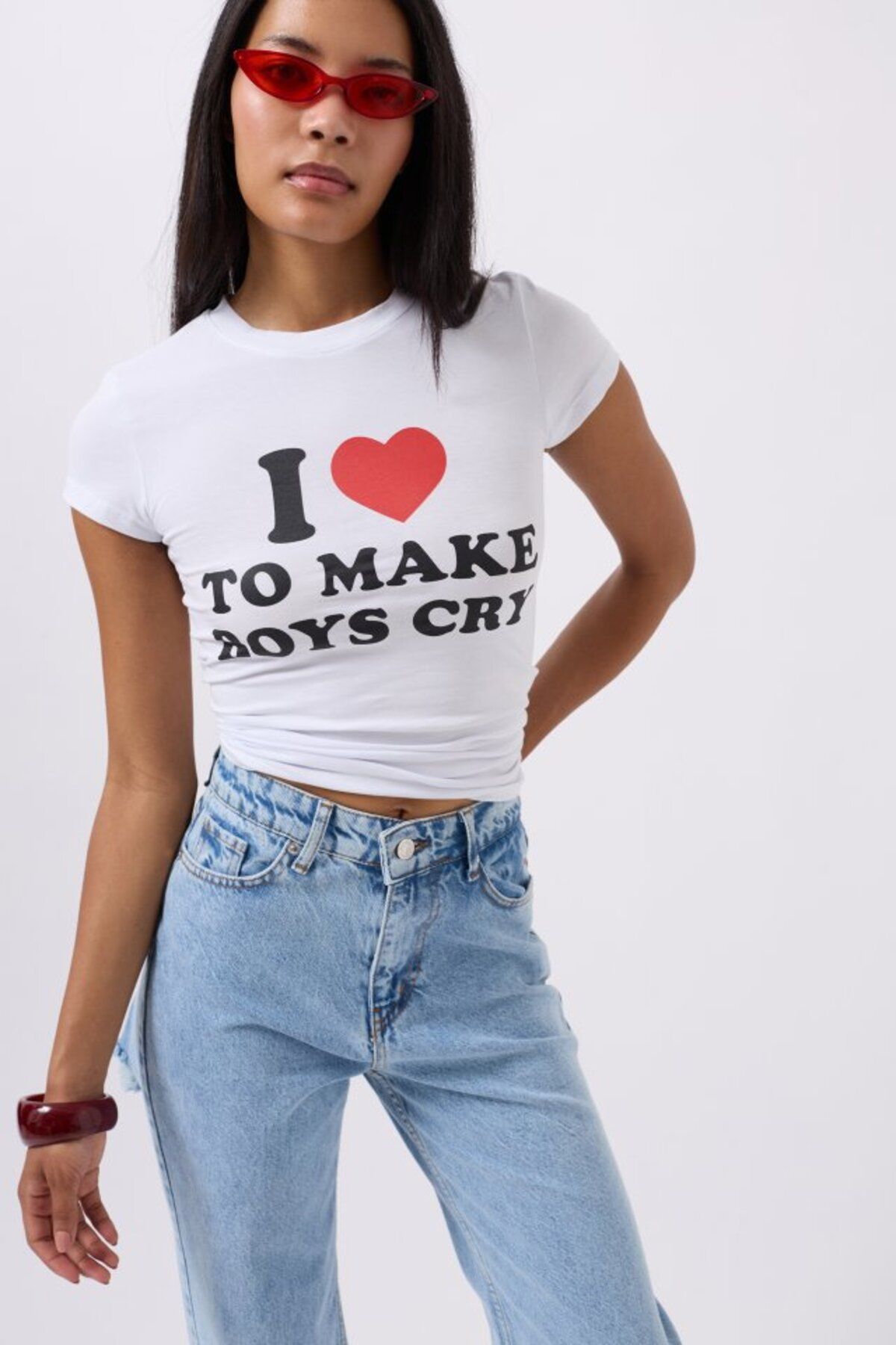 1001moda Nakış Detay Baskılı Crop T-Shirt