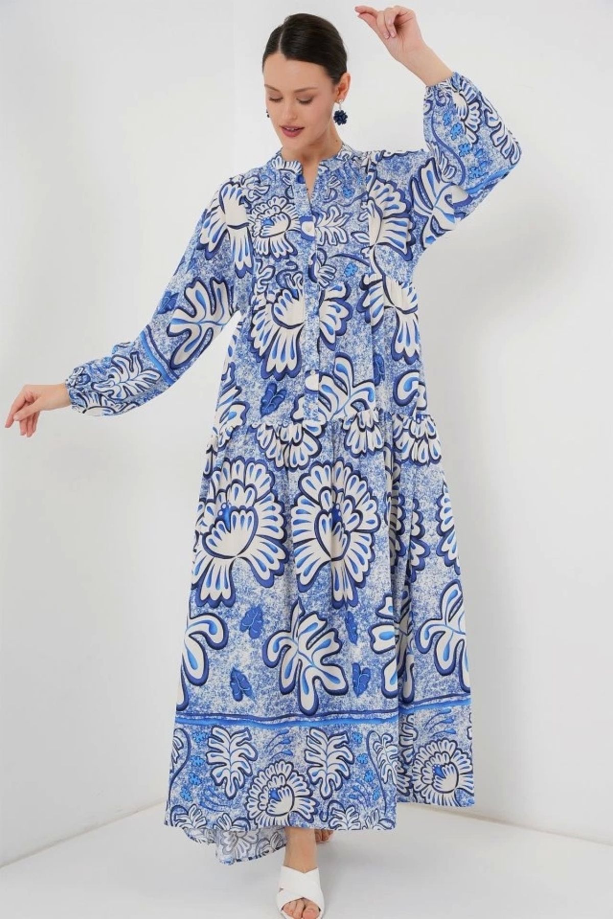 Butik 2423 Otantik Desenli Tesettür Elbise - Koyu Mavi