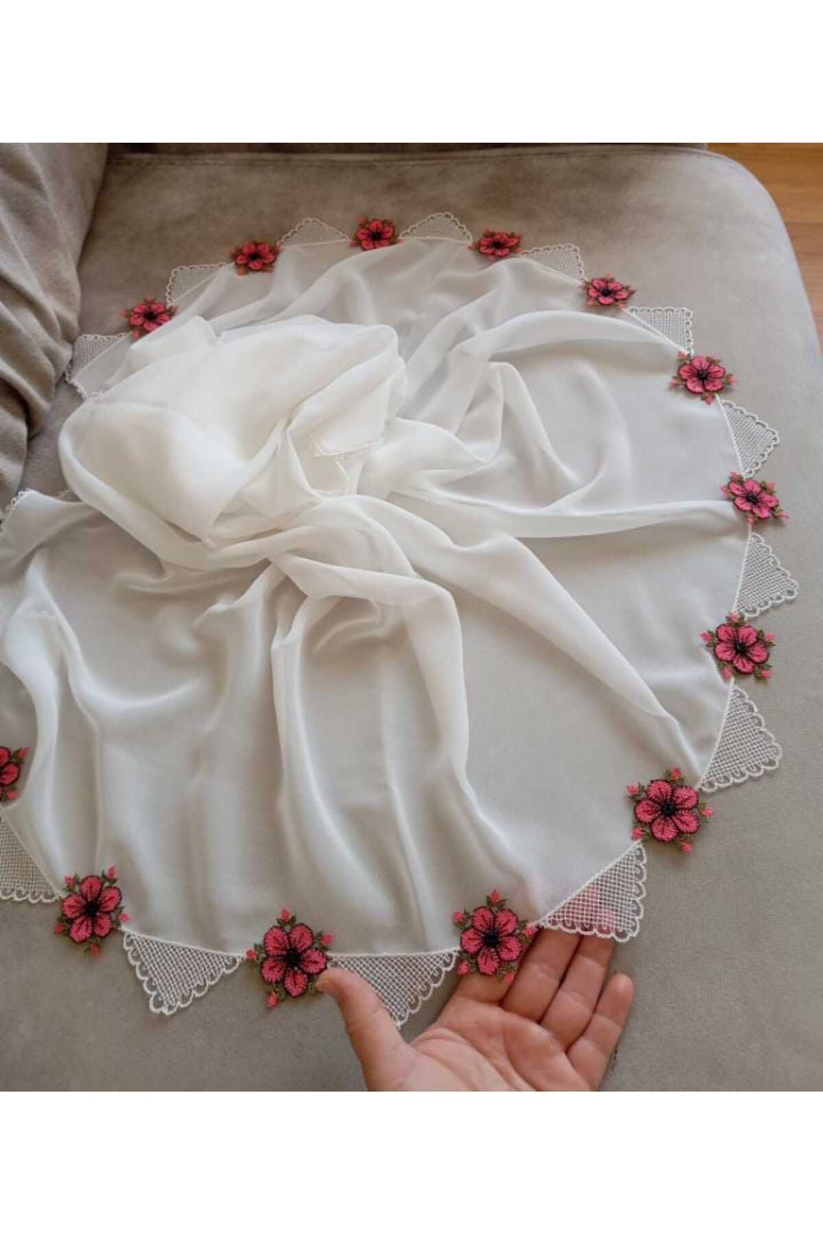 NUMİSTORE İğne oyası beyaz renk namaz örtüsü