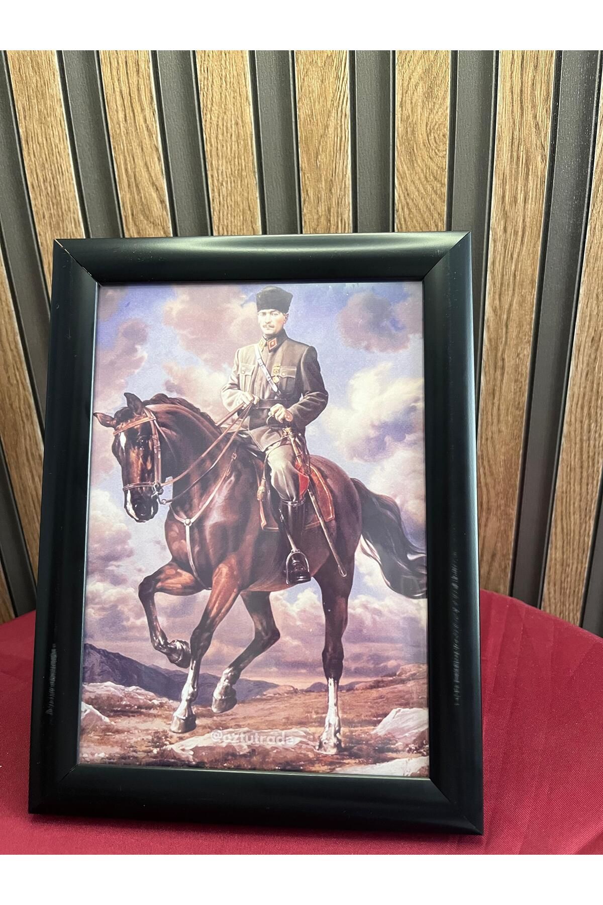 MUTLULUK ATATÜRK TABLO A3 BOYUTUNDA