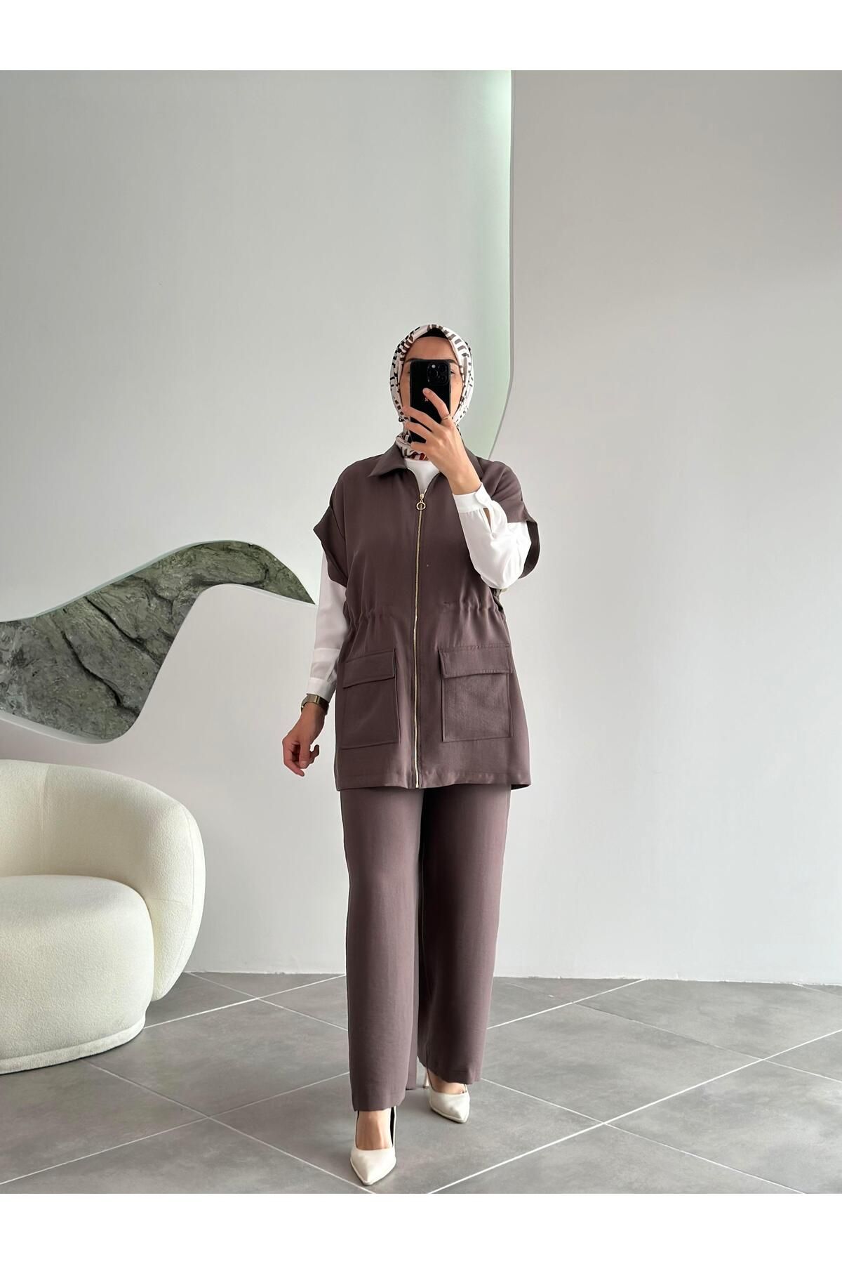 Armine Trend Yelekli Pantolonlu İkili Takım 25YT685 Kahverengi