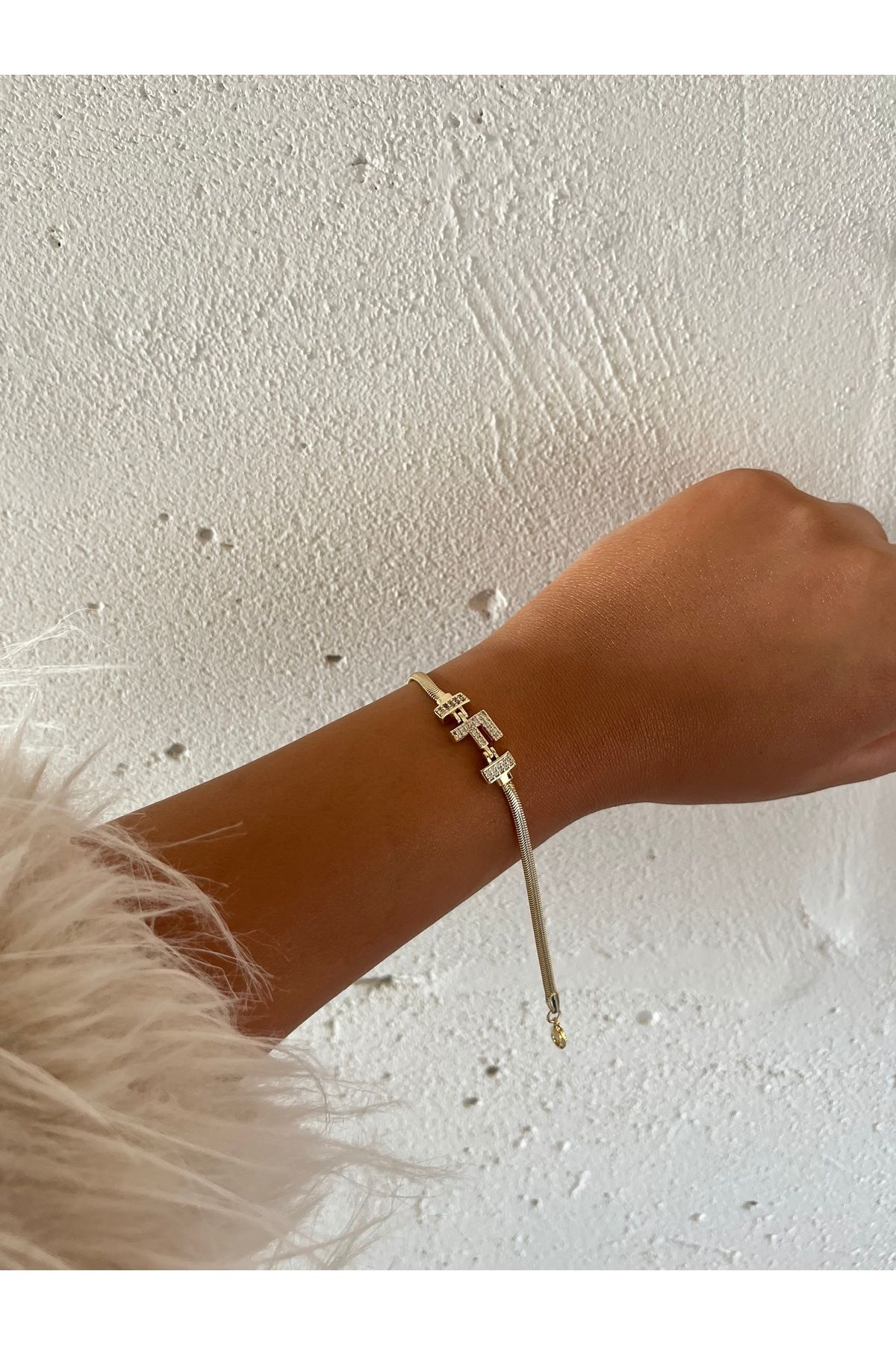 FASHİON JEWELRY Harfli Bileklik İtalyan Zincir Zirkon Taş F Harfi 14 K Altın Kaplama