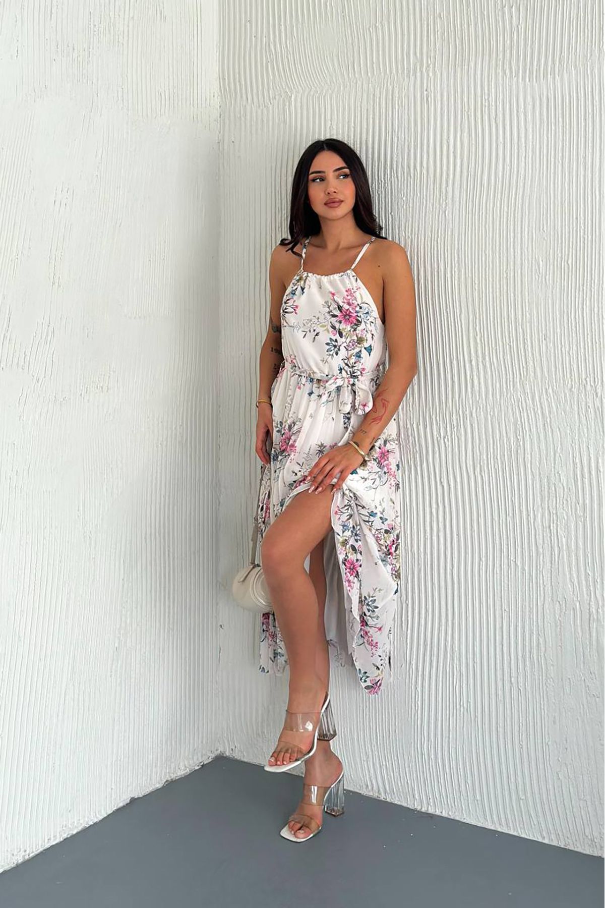 Neşeli Butik kadın çiçek desenli askılı yazlık şifon elbise NBK4209