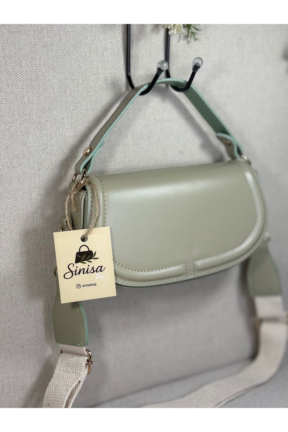 SİNİSA BAG Howard Kapaklı Kanvas Çapraz El Ve Omuz ÇAntası