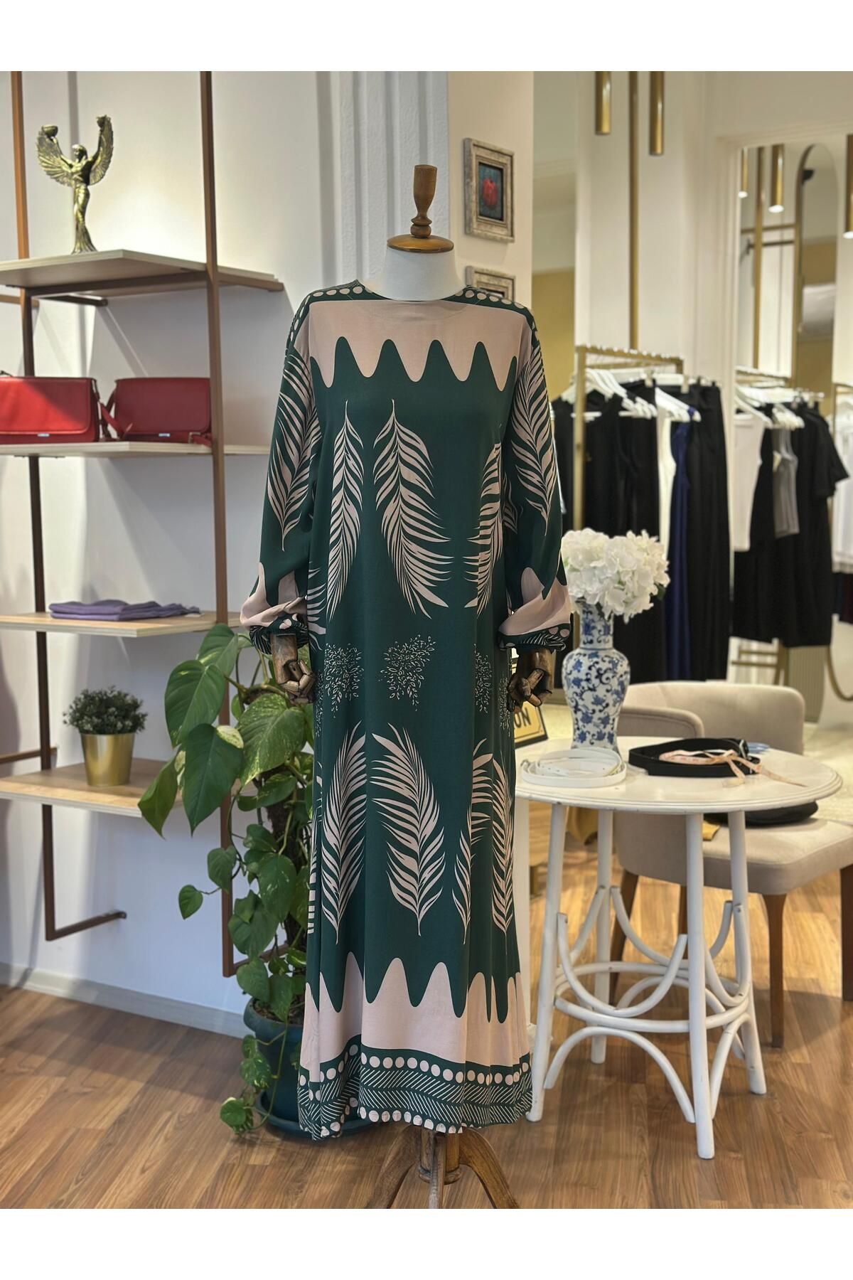 Unique Boutique Yeşil Desenli Uzun Kollu Pamuklu Viskon Kumaş Büyük Beden Elbise