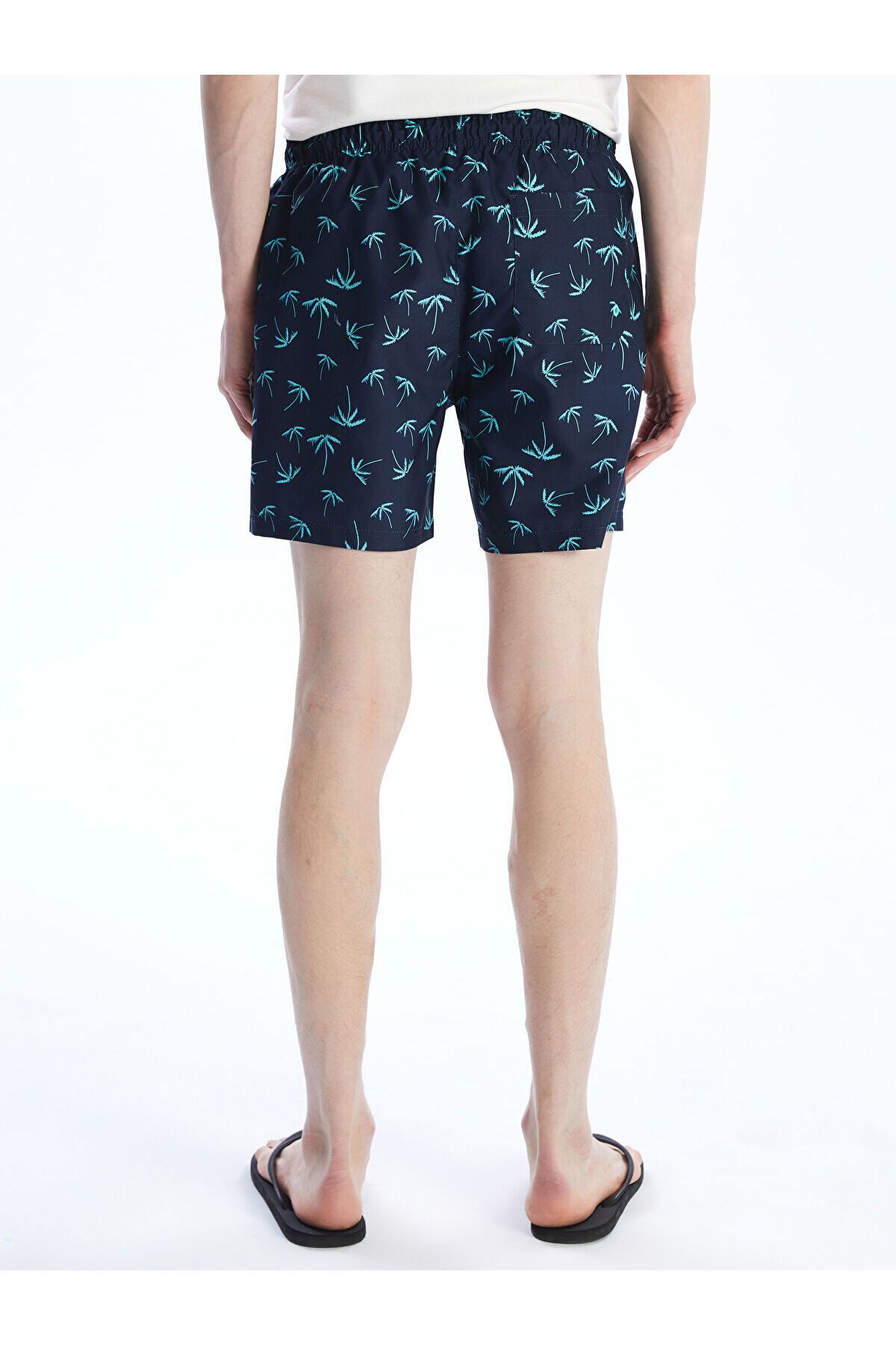 LC Waikiki-Short Length Patterned Men's Sea Shorts 4