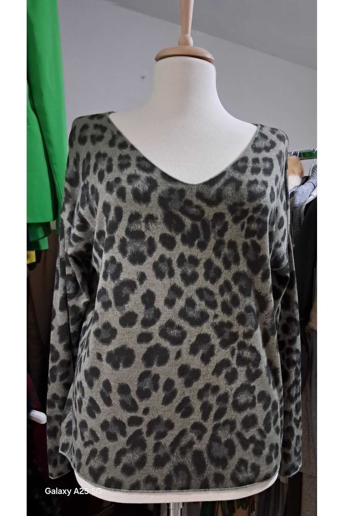 Z&A V yaka leopar desen uzun kollu ince triko bluz