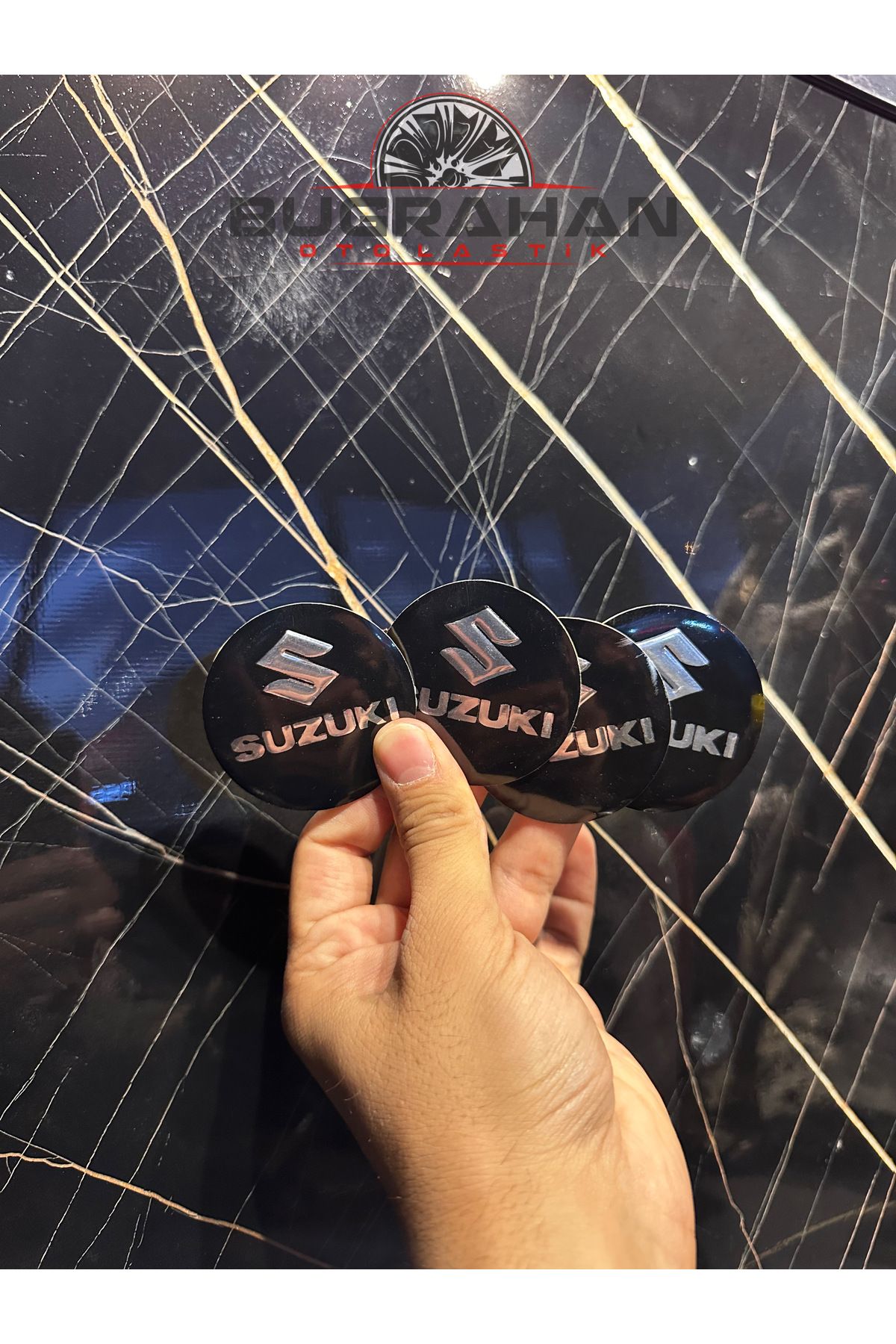 Muhtelif Suzuki Logolu Jant Göbeği Arması Sticker 56 Mm 4 Adet