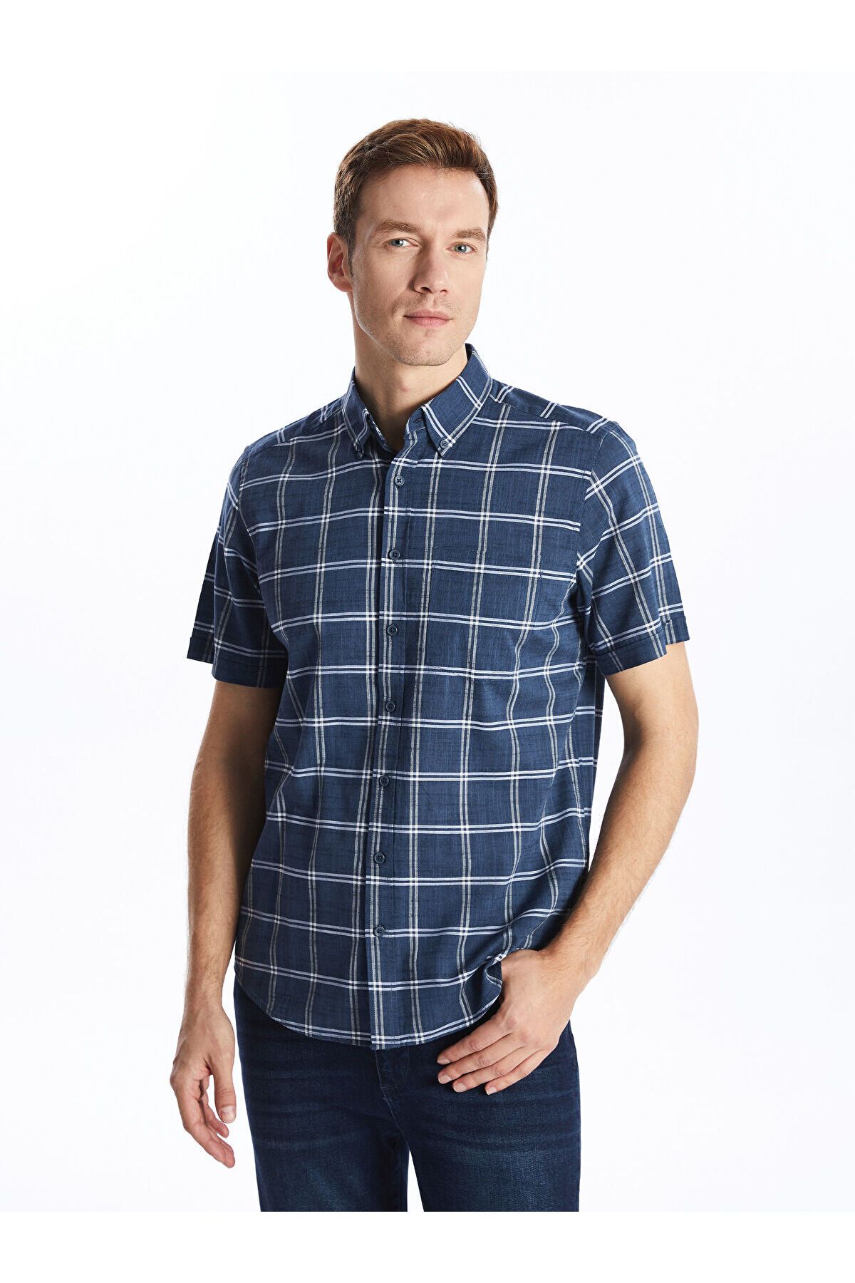 LC Waikiki Regular Fit Kısa Kollu Ekose Poplin Erkek Gömlek