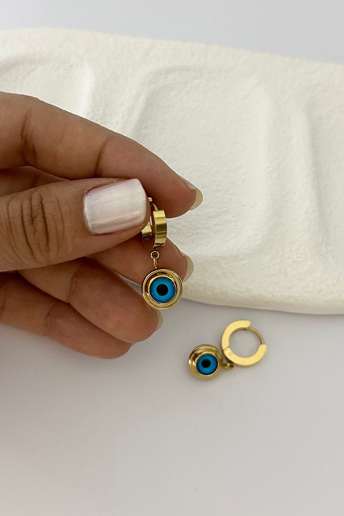 DELEIZA ACCESSORY Çelik Gold Nazar Boncuk Sallantılı Küpe